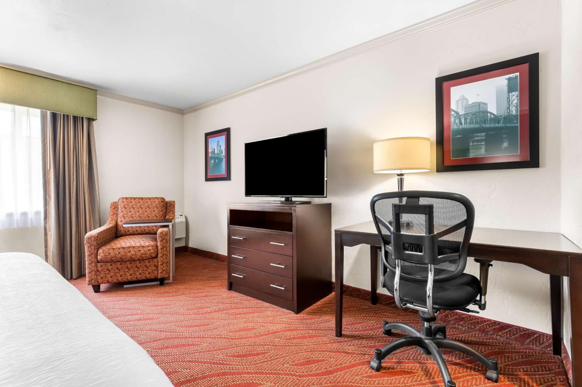 Best Western Plus Parkway Inn gallery photo in Wilsonville, OR — image 11