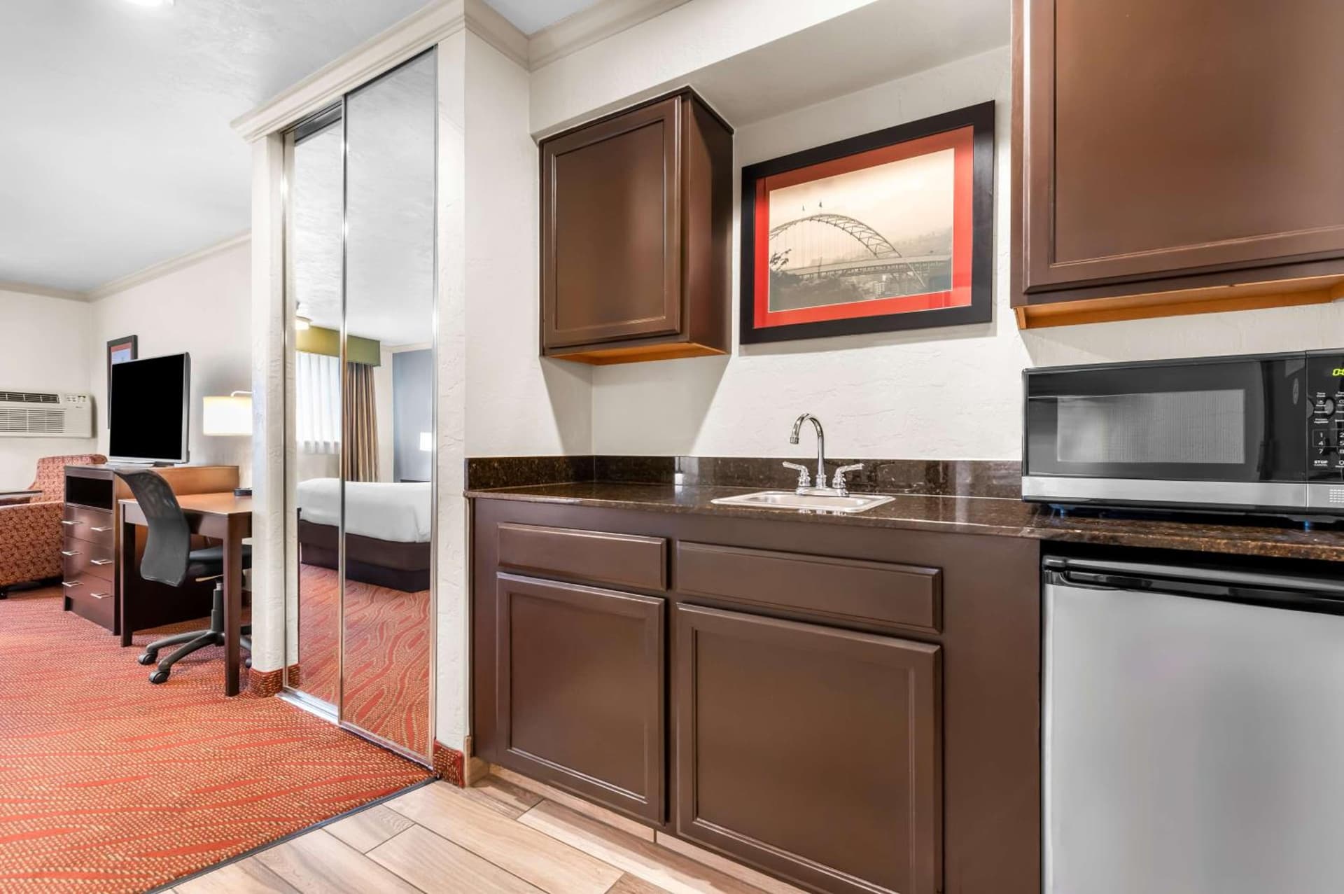 Best Western Plus Parkway Inn gallery photo in Wilsonville, OR — image 37