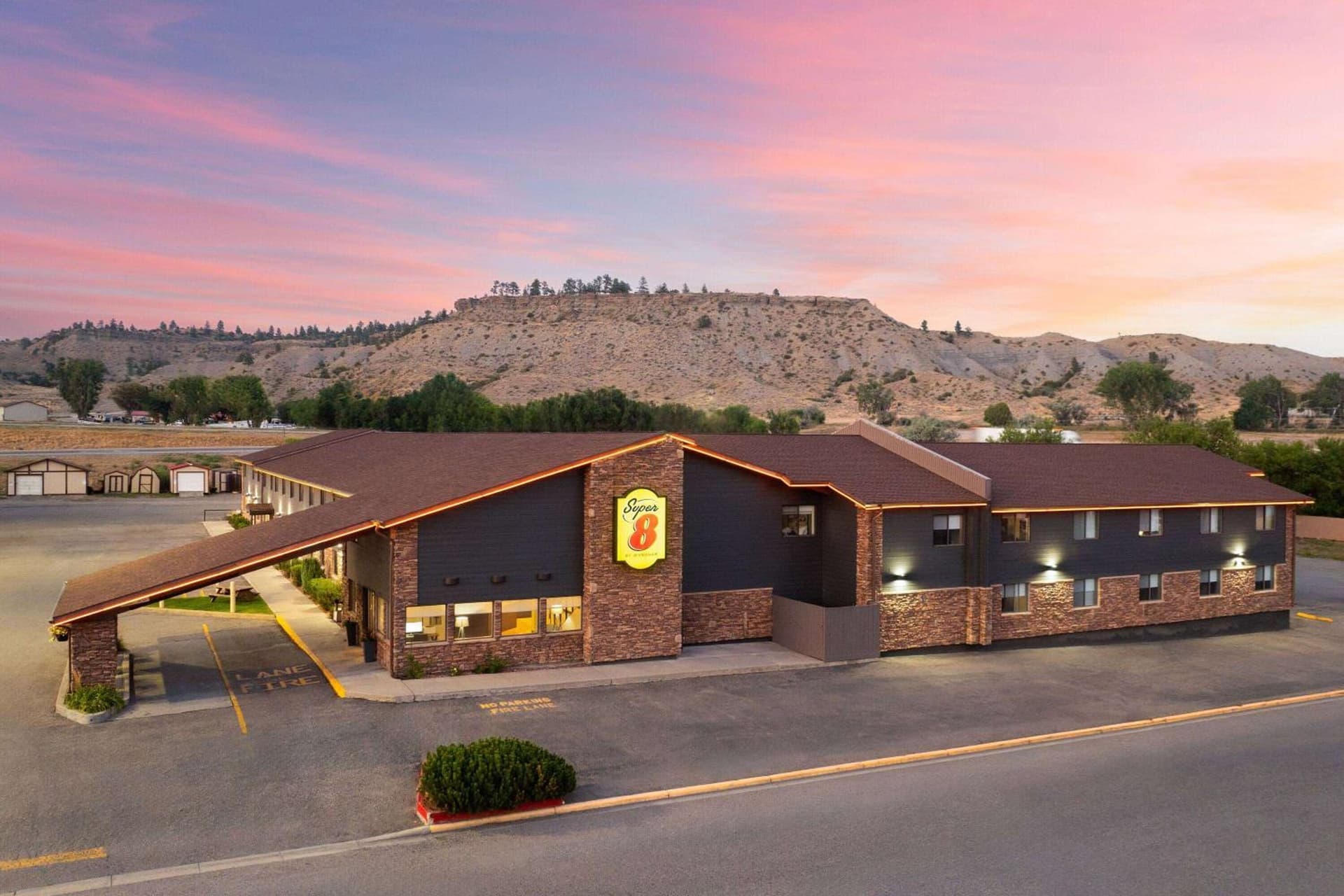 Super 8 by Wyndham Columbus featured exterior or lobby in Columbus, MT — similar hotel