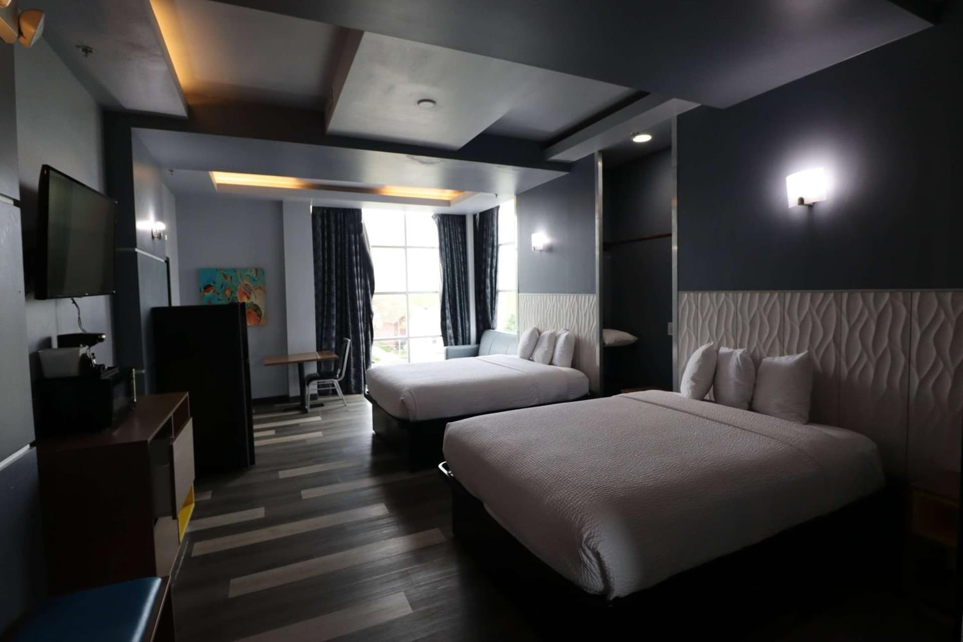Days Inn & Suites by Wyndham Milwaukee gallery photo in Milwaukee, WI — image 11