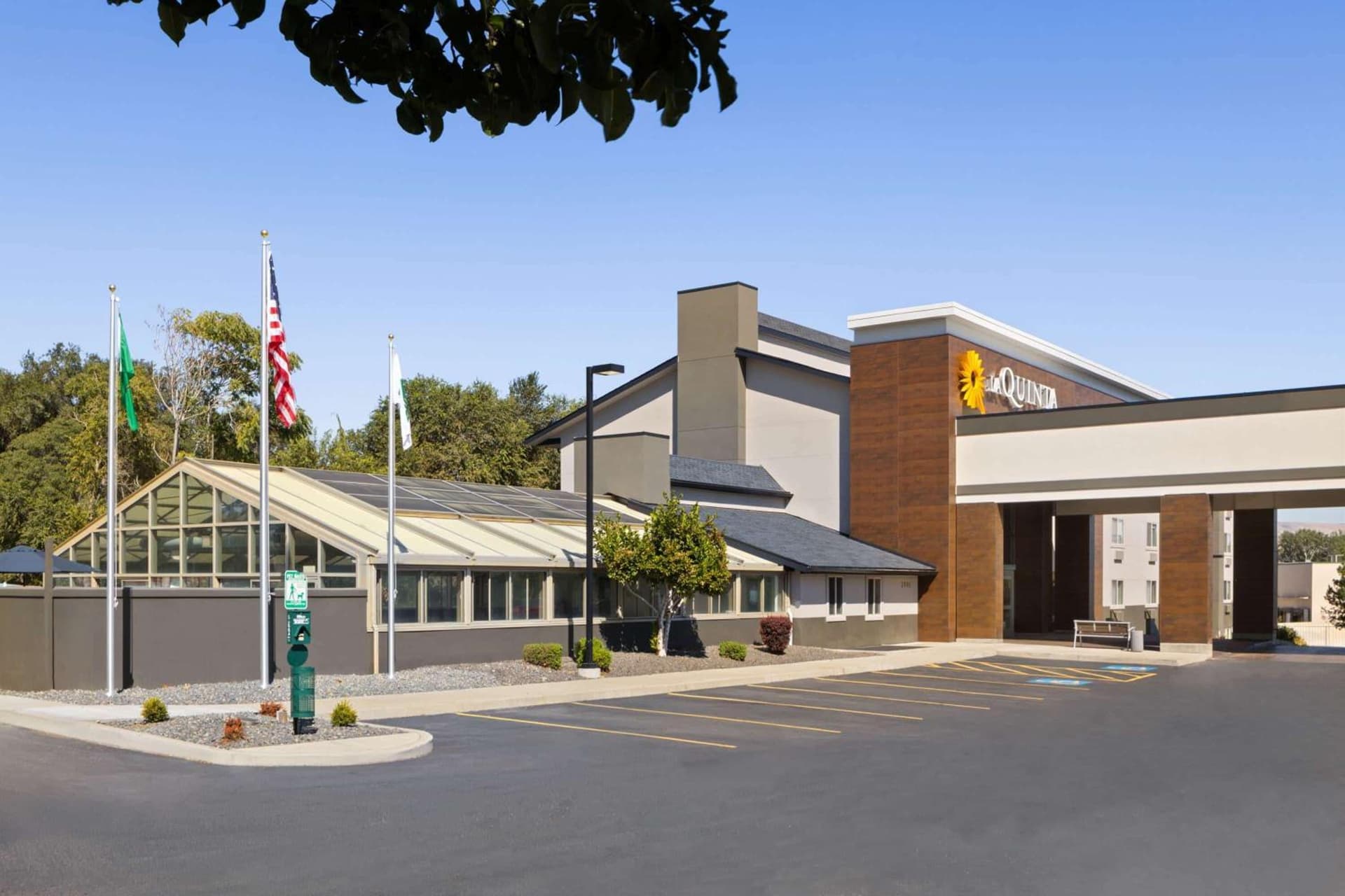 La Quinta Inn & Suites by Wyndham Yakima Downtown gallery photo in Yakima, WA — image 16