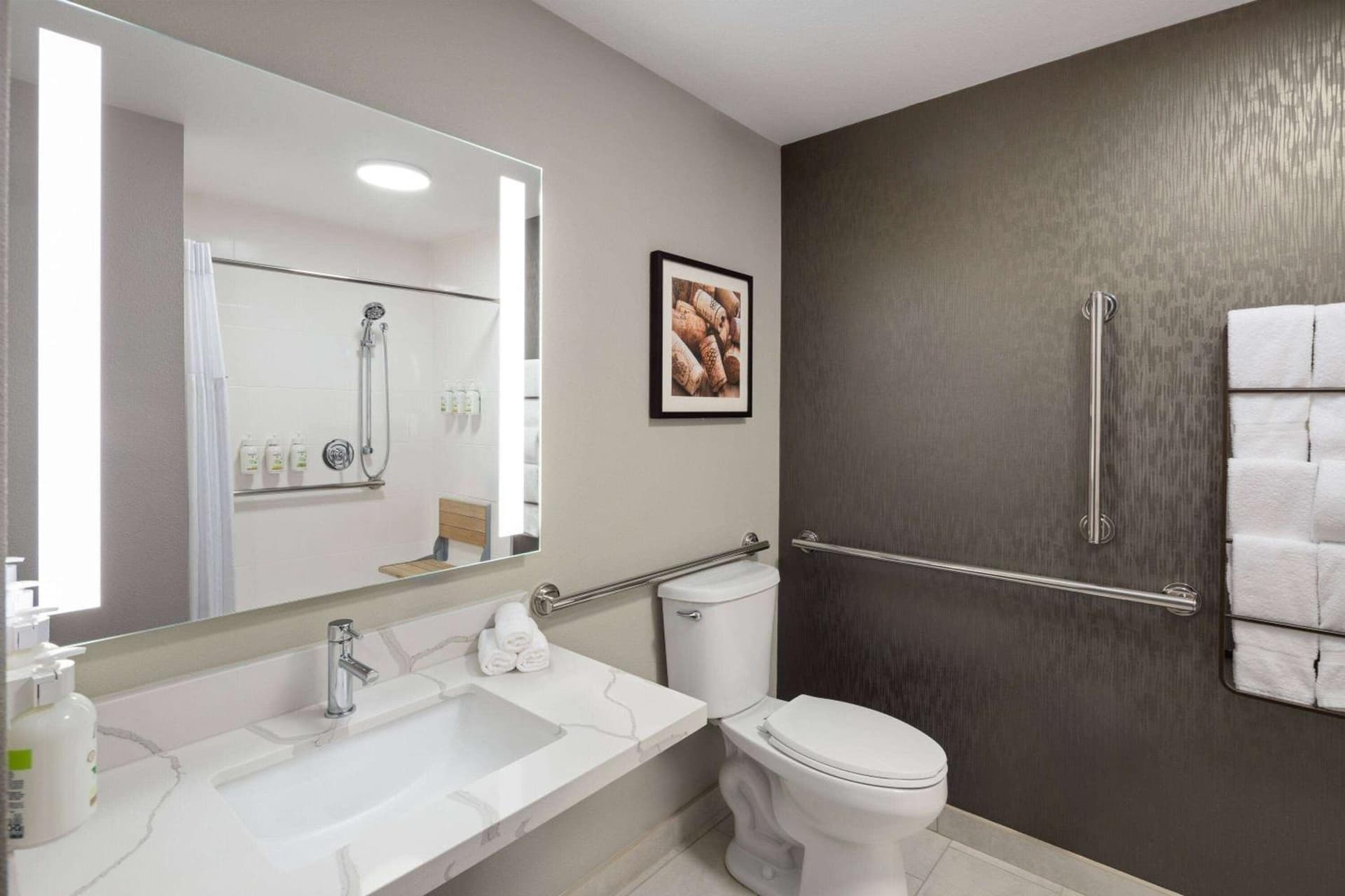 La Quinta Inn & Suites by Wyndham Yakima Downtown gallery photo in Yakima, WA — image 79