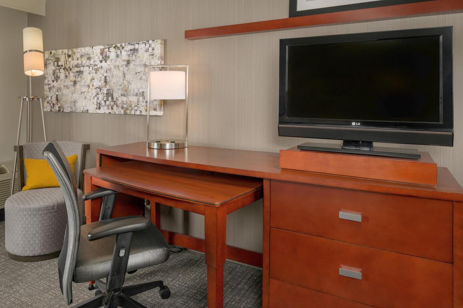 Courtyard by Marriott New Haven Orange gallery photo in Orange — image 9