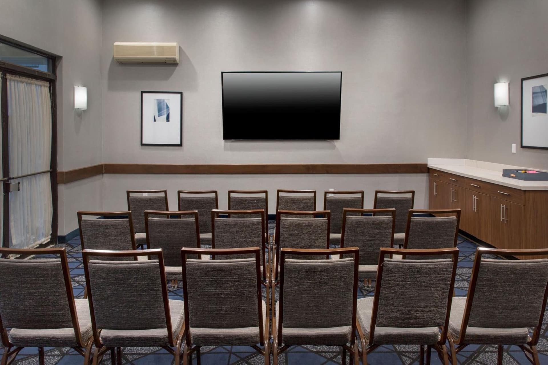 Courtyard by Marriott New Haven Orange gallery photo in Orange — image 6