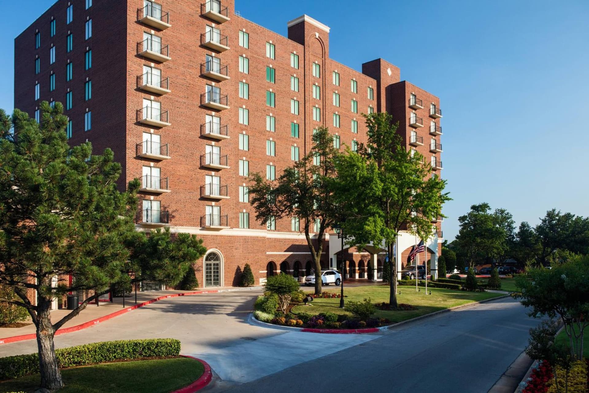 Renaissance Waterford Oklahoma City Hotel — hotel in Oklahoma City, Oklahoma