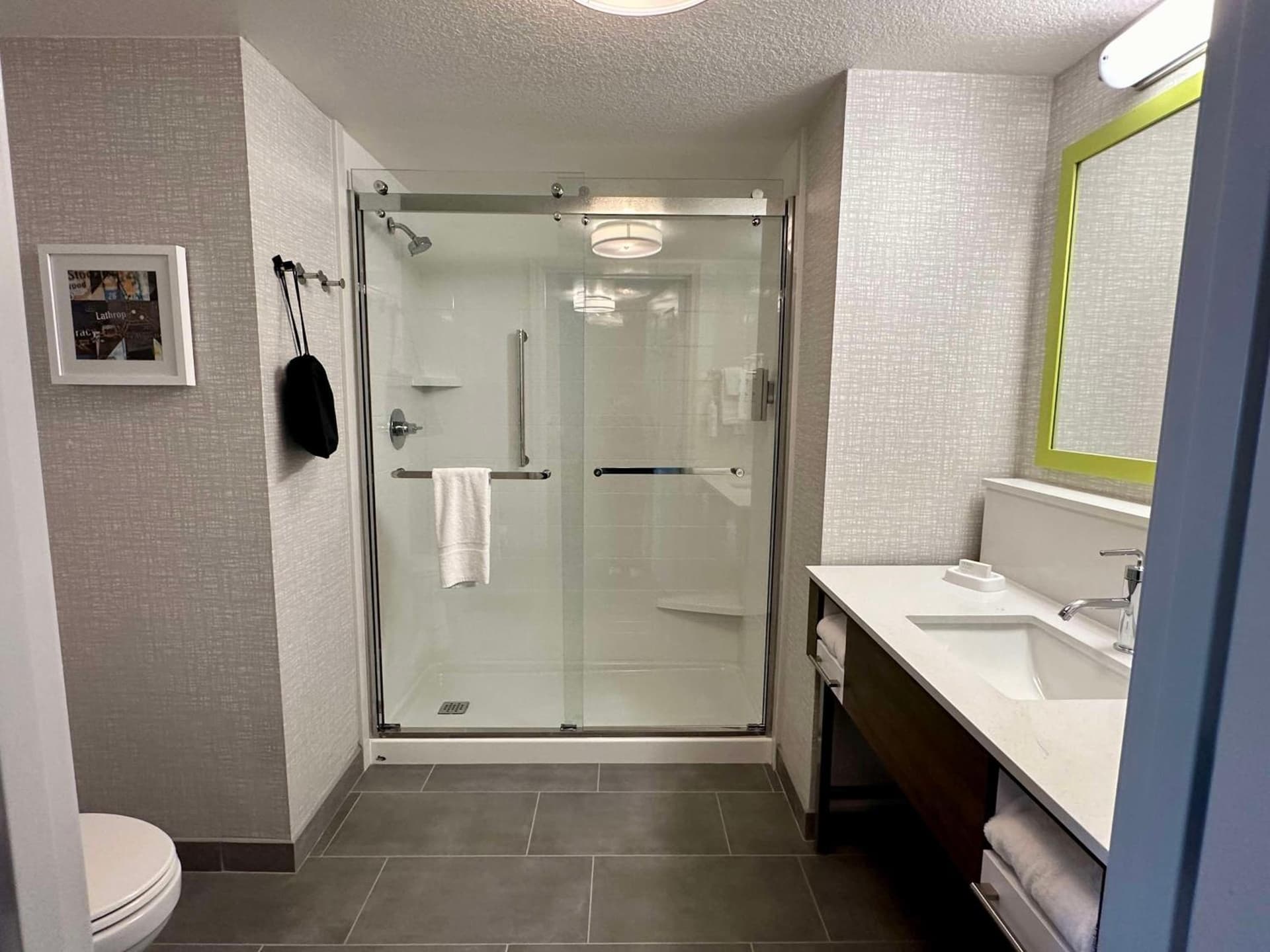 Hampton Inn & Suites Lathrop gallery photo in Lathrop, CA — image 16