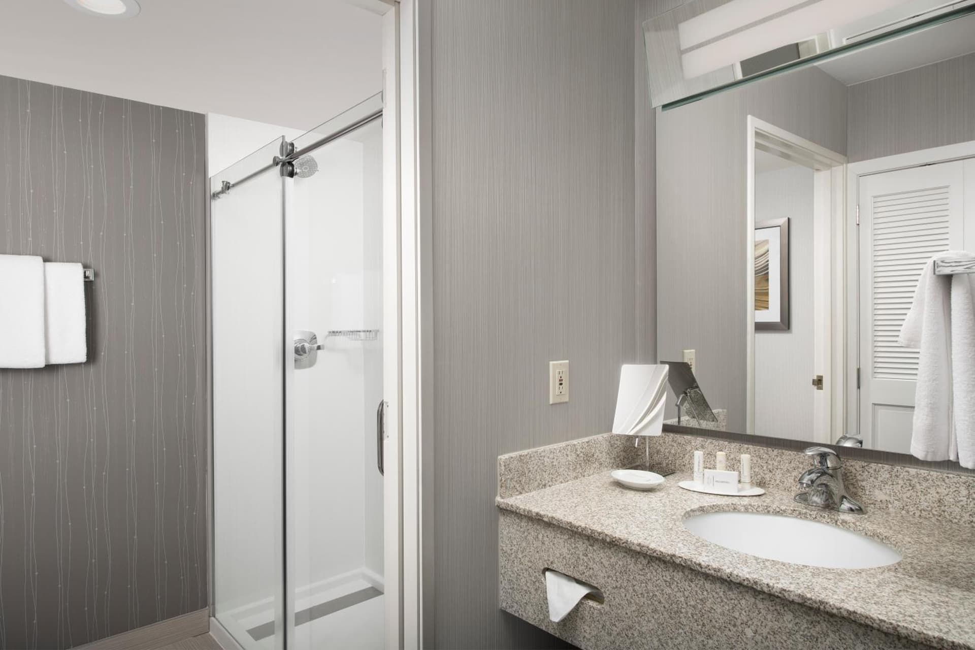Courtyard by Marriott Portland Hillsboro gallery photo in Hillsboro, OR — image 20