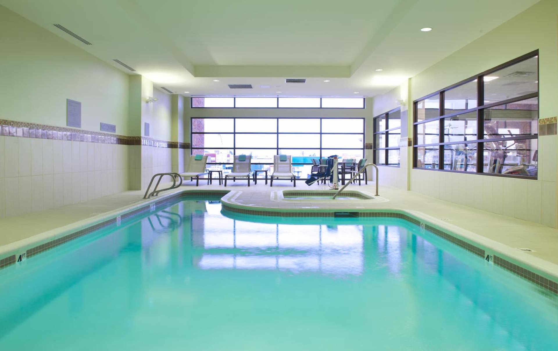 Courtyard by Marriott Seattle Everett Downtown interior in Everett, WA — gallery photo 2
