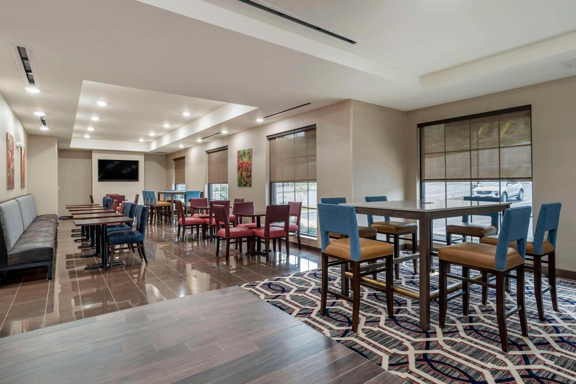 Comfort Inn & Suites Downtown near University gallery photo in Tuscaloosa, AL — image 21