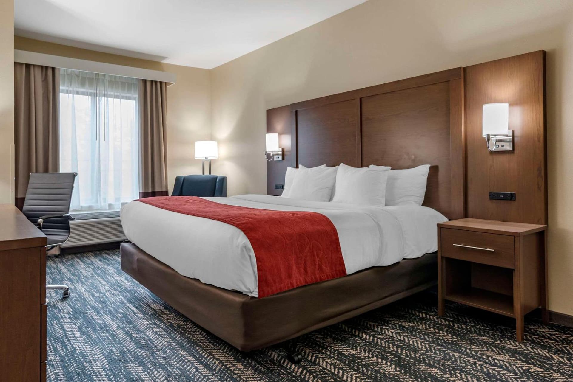 Comfort Inn & Suites Downtown near University gallery photo in Tuscaloosa, AL — image 65