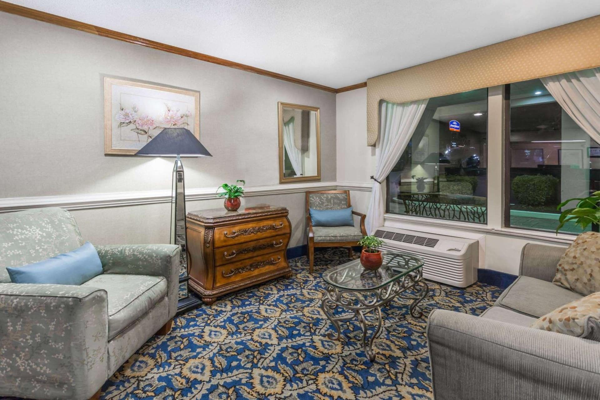 Best Western Greensboro Coliseum Inn interior in Greensboro, NC — gallery photo 2