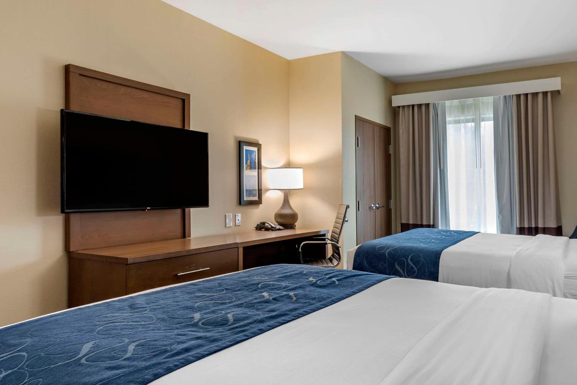 Comfort Inn & Suites Downtown near University gallery photo in Tuscaloosa, AL — image 54