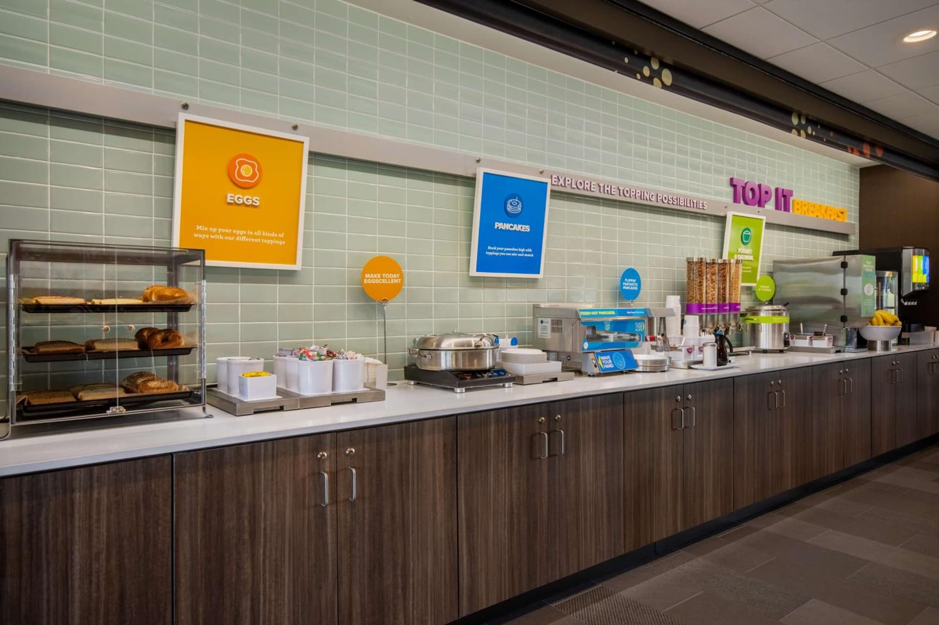 Tru By Hilton Merrillville interior in Merrillville, IN — gallery photo 2