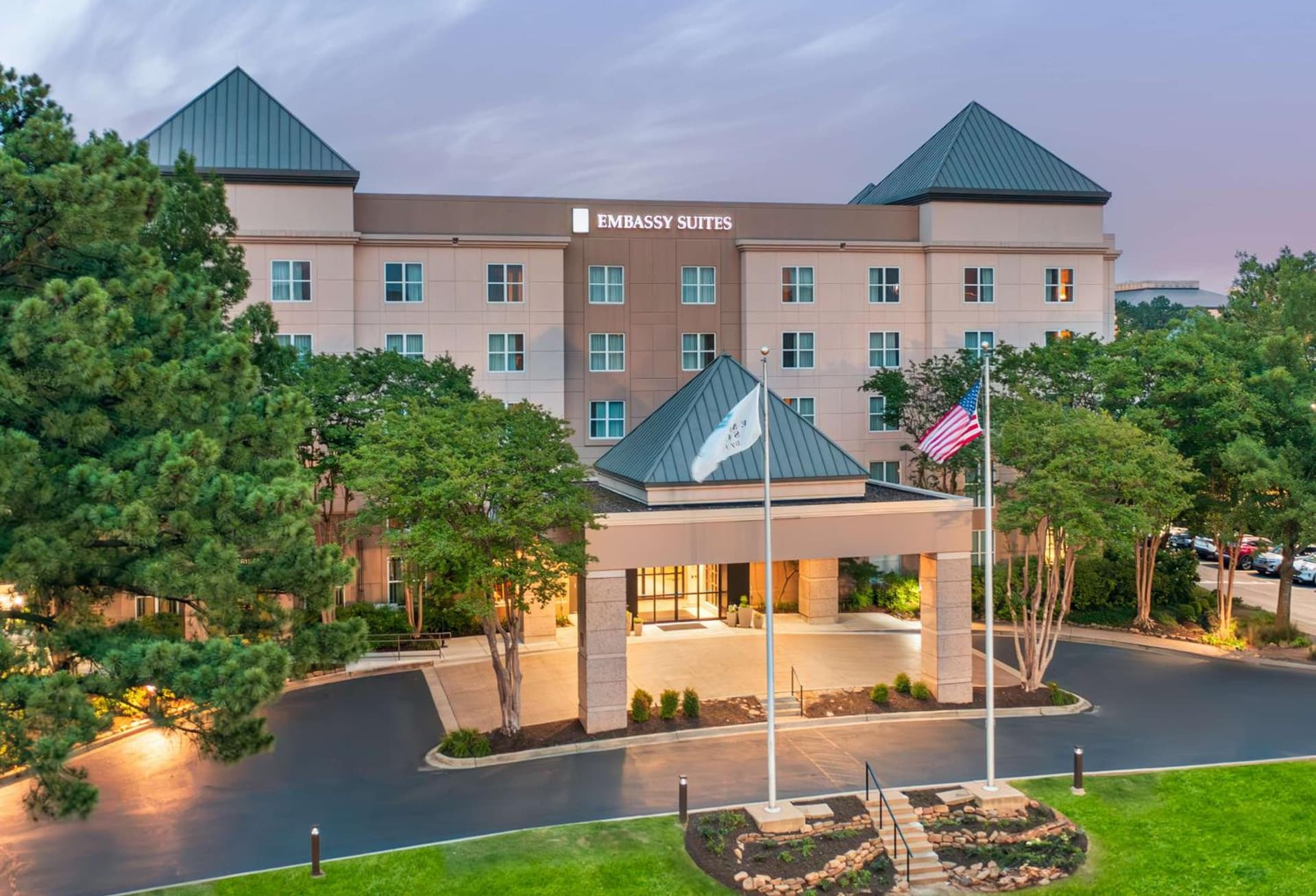 Embassy Suites by Hilton Memphis East Germantown Area featured exterior or lobby in Memphis, TN — similar hotel