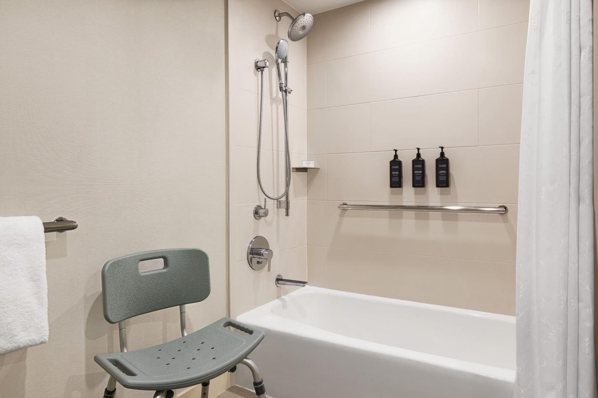 Sheraton Suites Chicago O'Hare gallery photo in Rosemont, IL — image 12