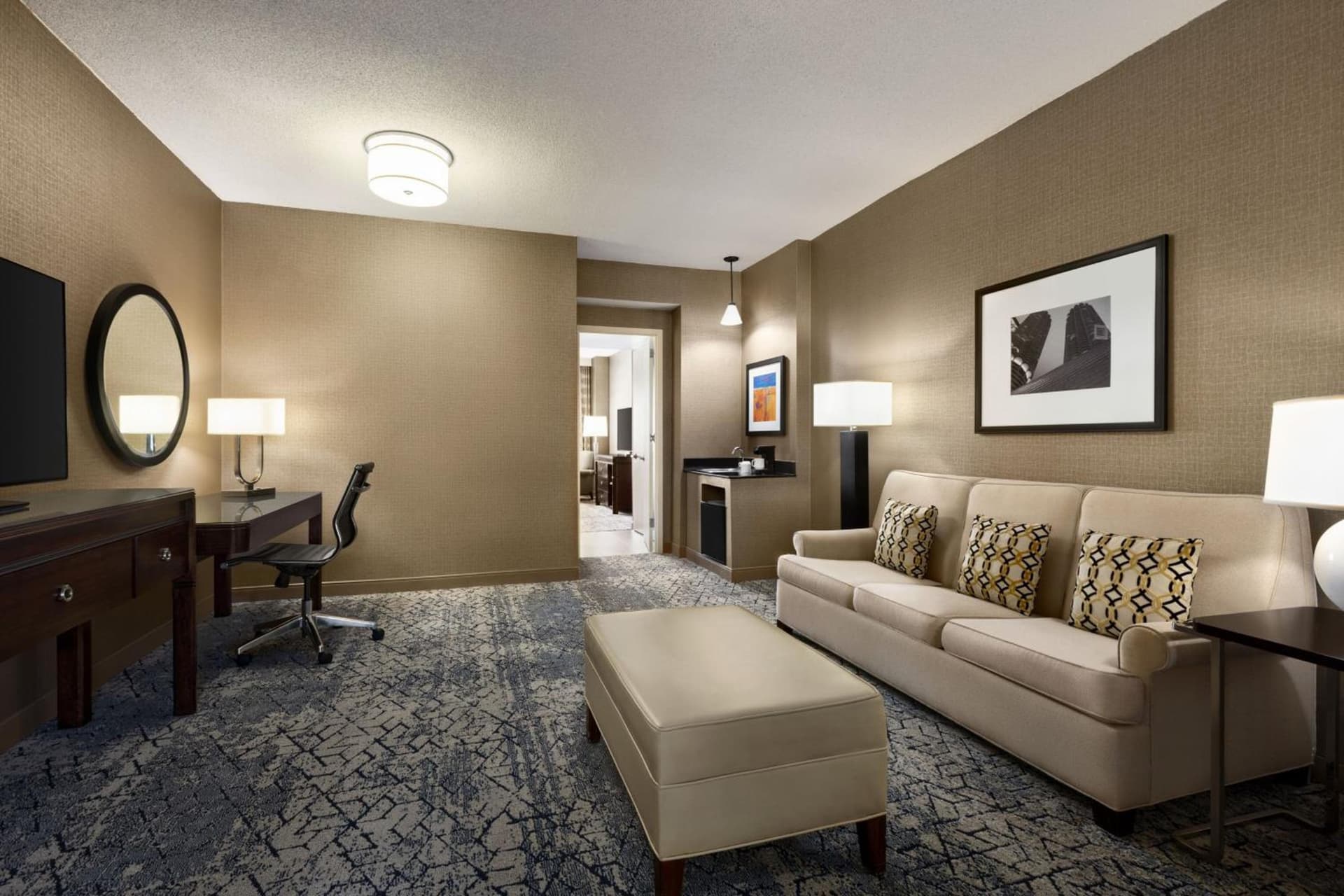 Sheraton Suites Chicago O'Hare gallery photo in Rosemont, IL — image 13