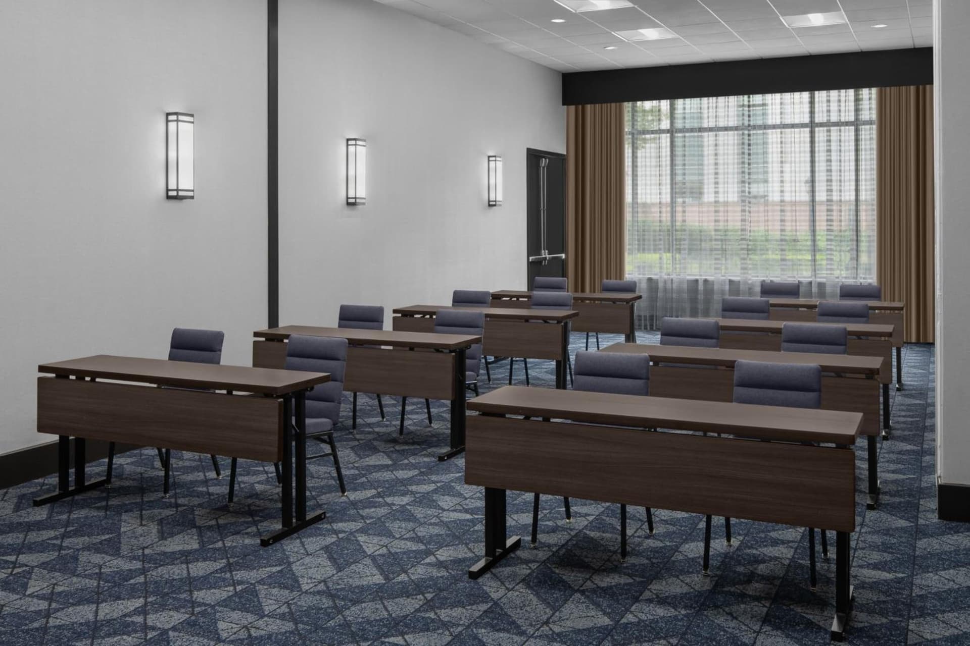 Courtyard by Marriott Pittsburgh University Center gallery photo in Pittsburgh, PA — image 39