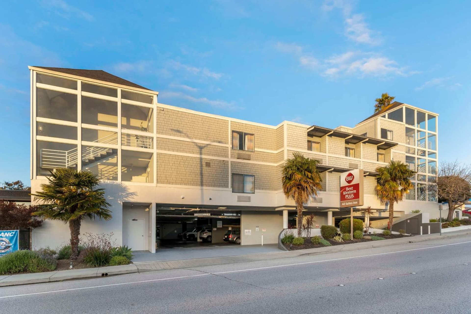 Best Western Plus All Suites Inn gallery photo in Santa Cruz, CA — image 7