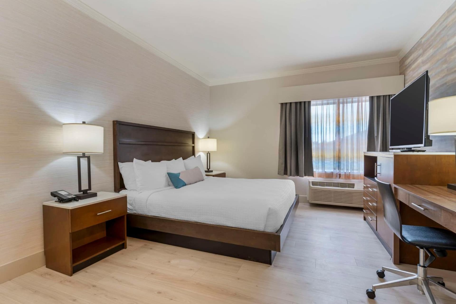 Best Western Plus All Suites Inn property views in Santa Cruz, CA — gallery photo 3