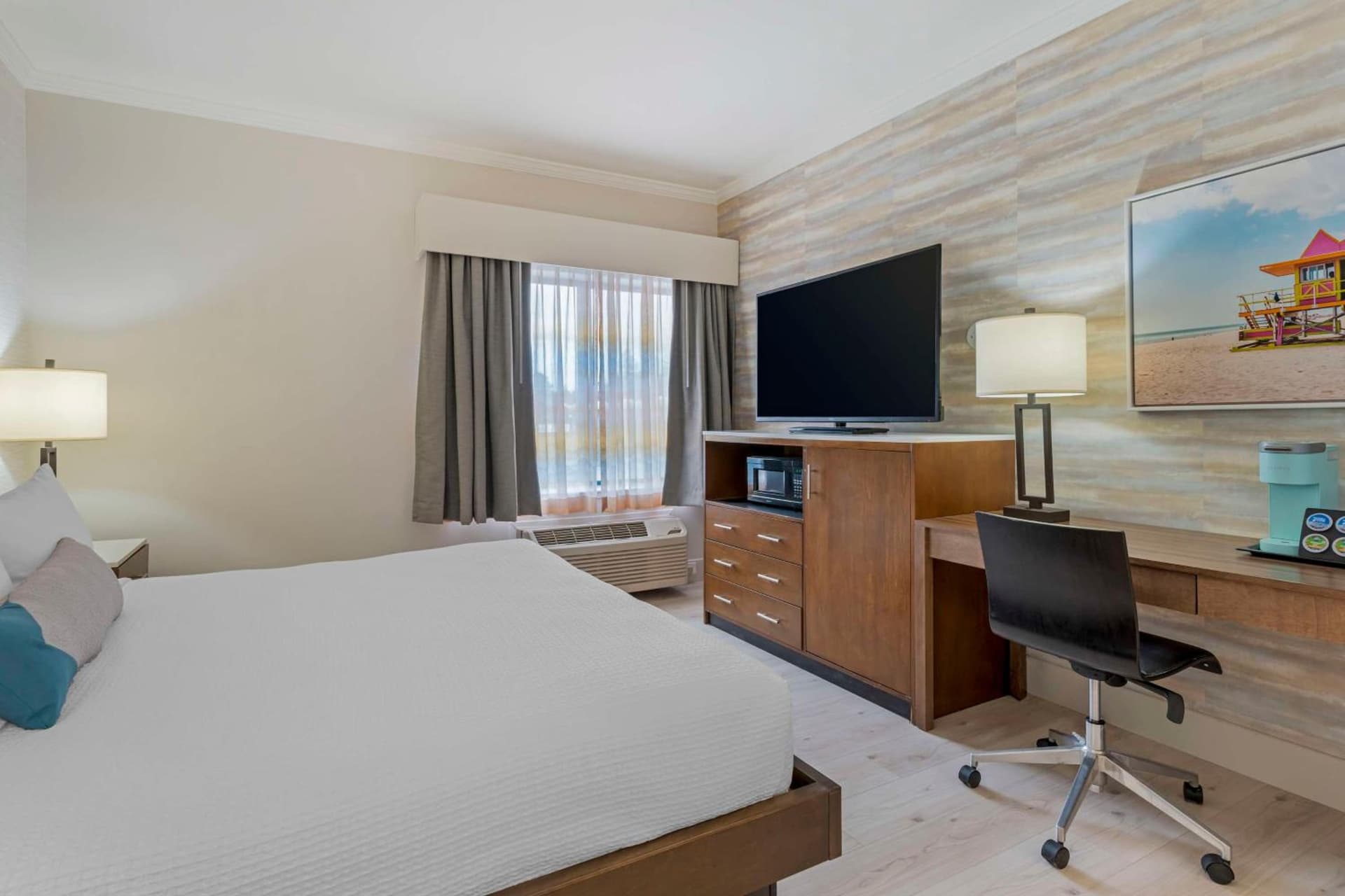Best Western Plus All Suites Inn gallery photo in Santa Cruz, CA — image 45