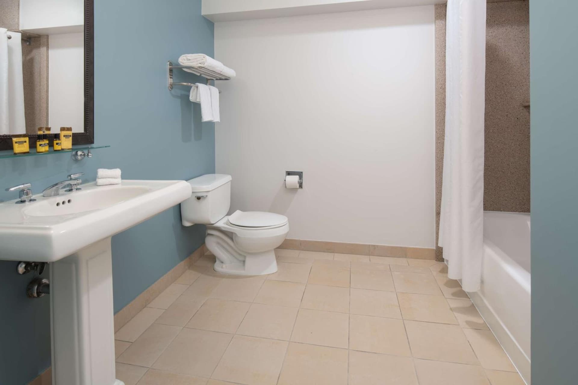 Best Western Plus All Suites Inn gallery photo in Santa Cruz, CA — image 18