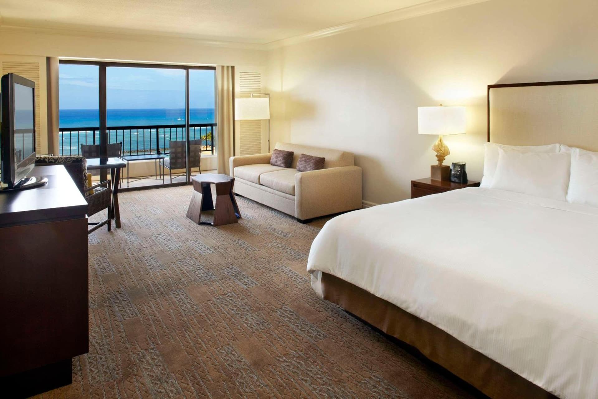 Hilton Hawaiian Village Waikiki Beach Resort gallery photo in Honolulu, HI — image 22
