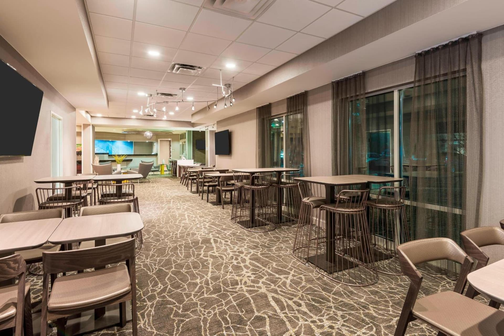 SpringHill Suites Indianapolis Carmel gallery photo in Carmel, IN — image 10