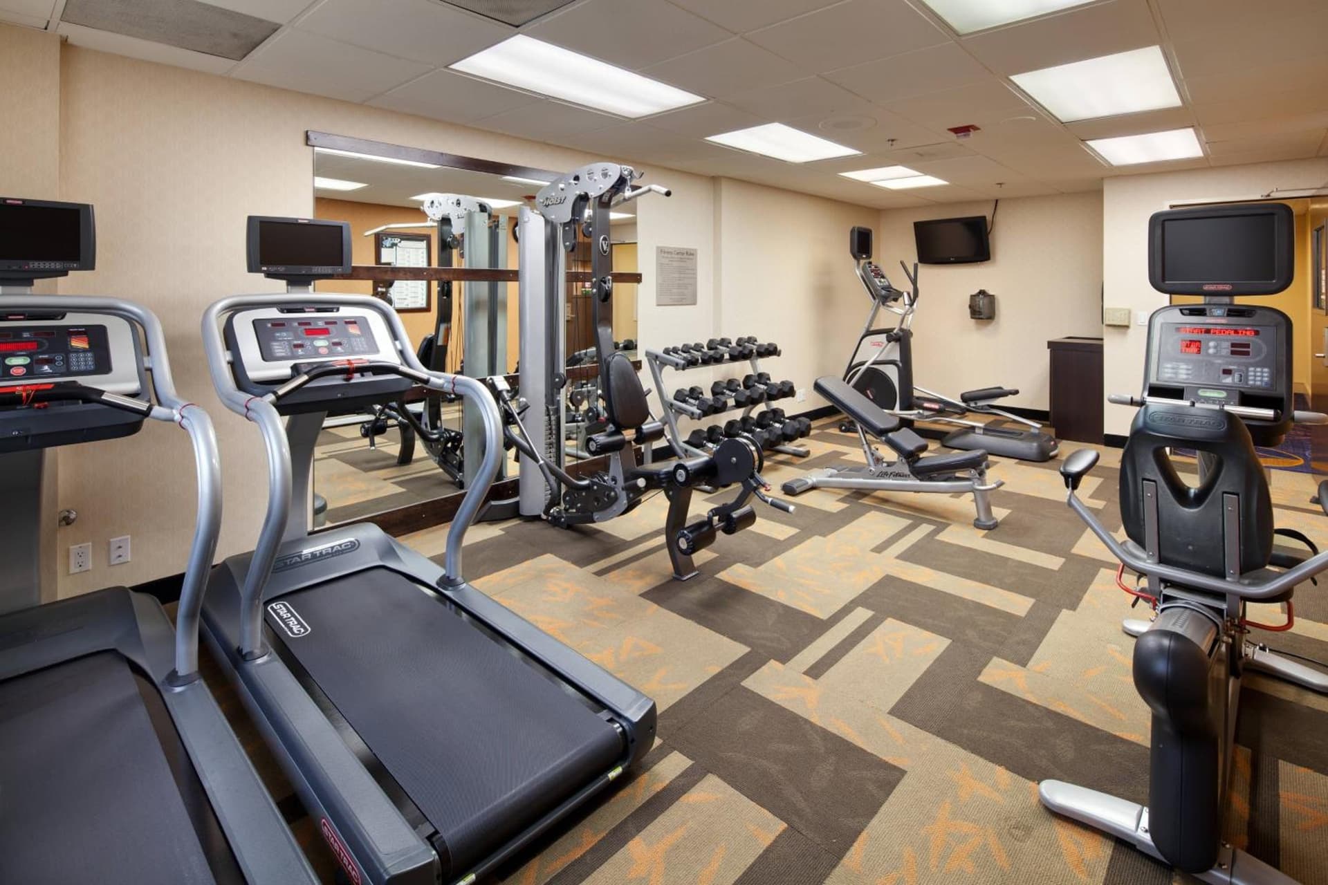 Courtyard by Marriott Baldwin Park gallery photo in Baldwin Park, CA — image 35