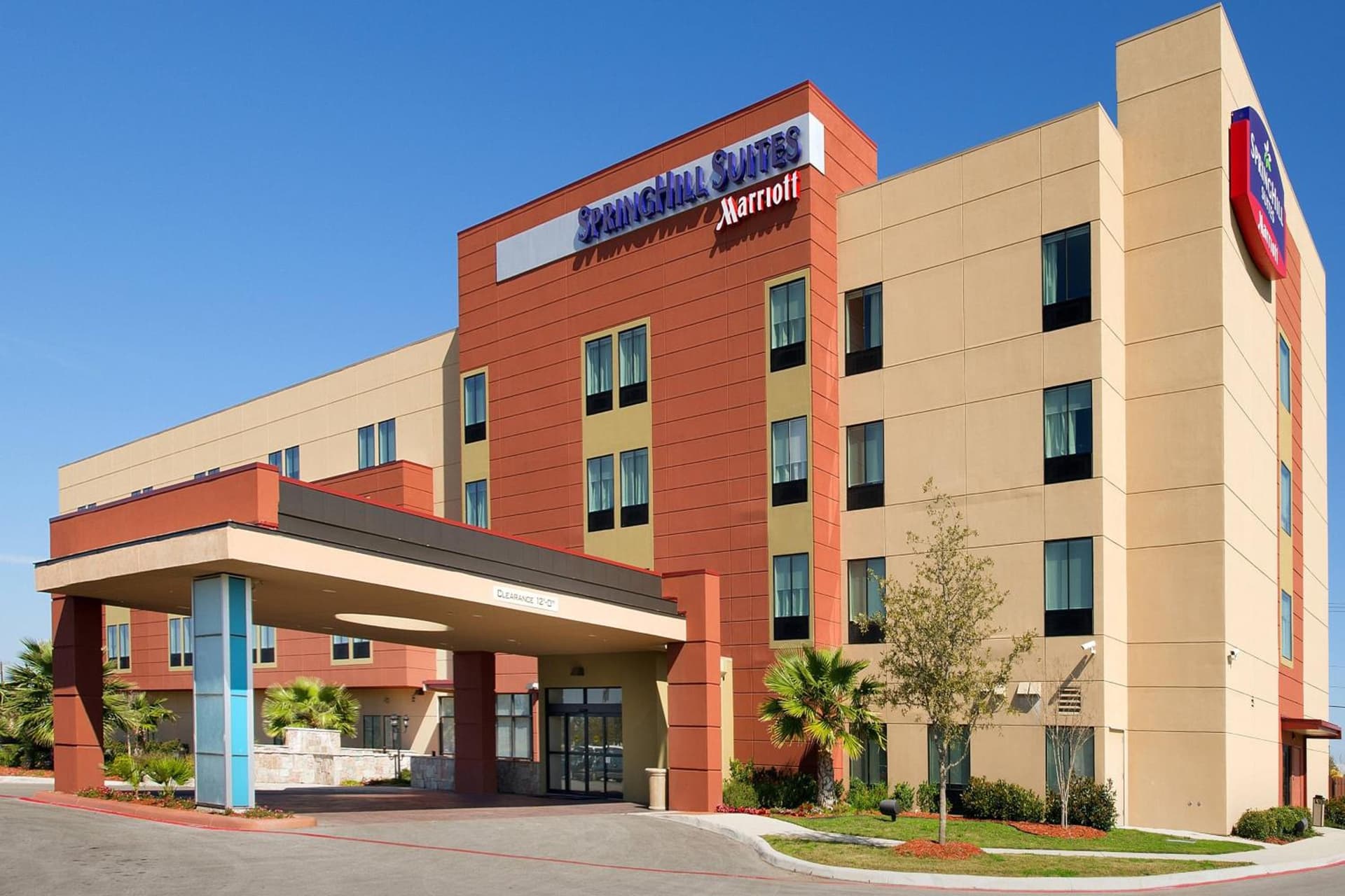 SpringHill Suites by Marriott San Antonio SeaWorld®/Lackland interior in San Antonio, TX — gallery photo 2