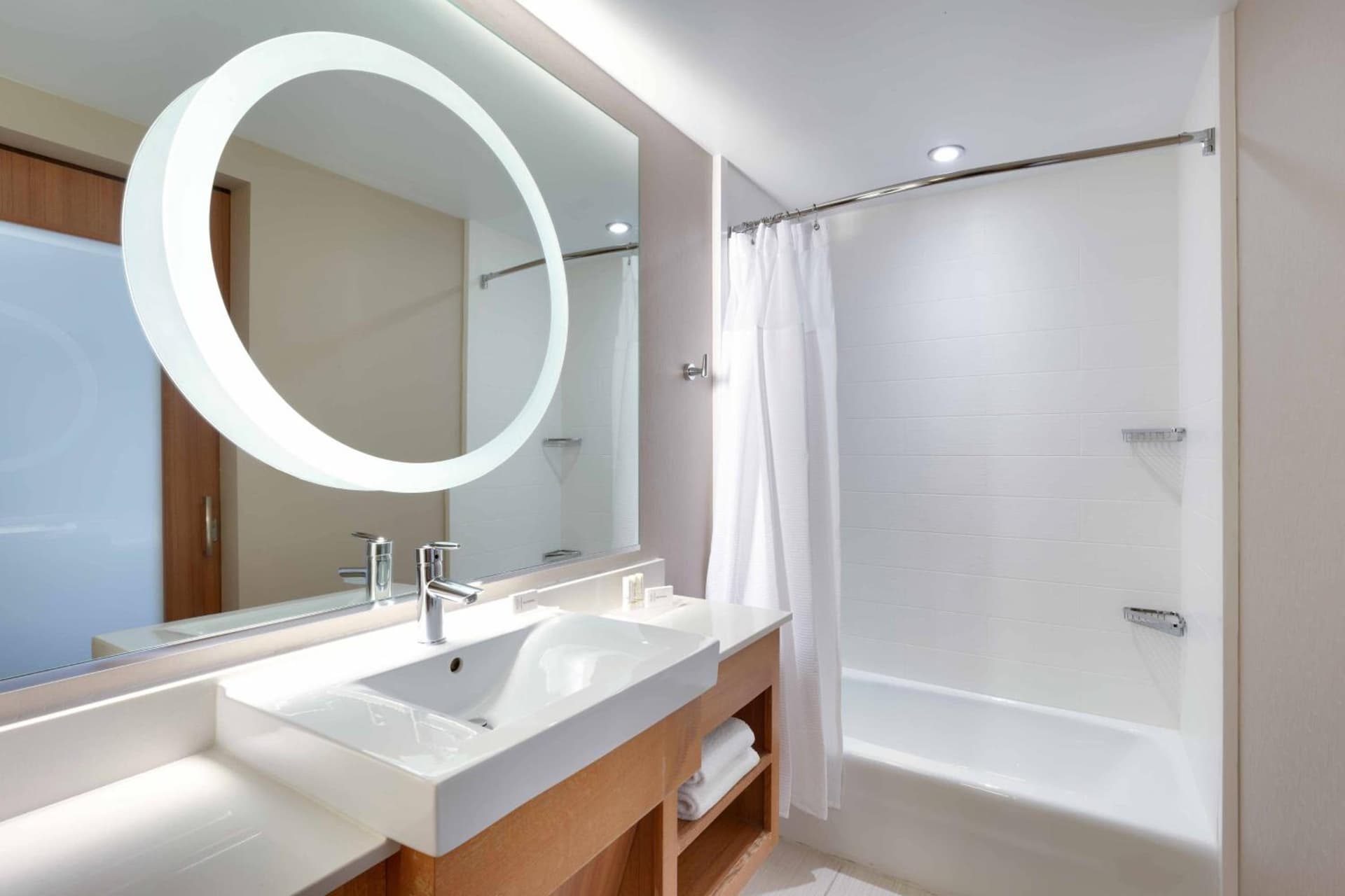 SpringHill Suites by Marriott Salt Lake City Draper gallery photo in Draper, UT — image 23