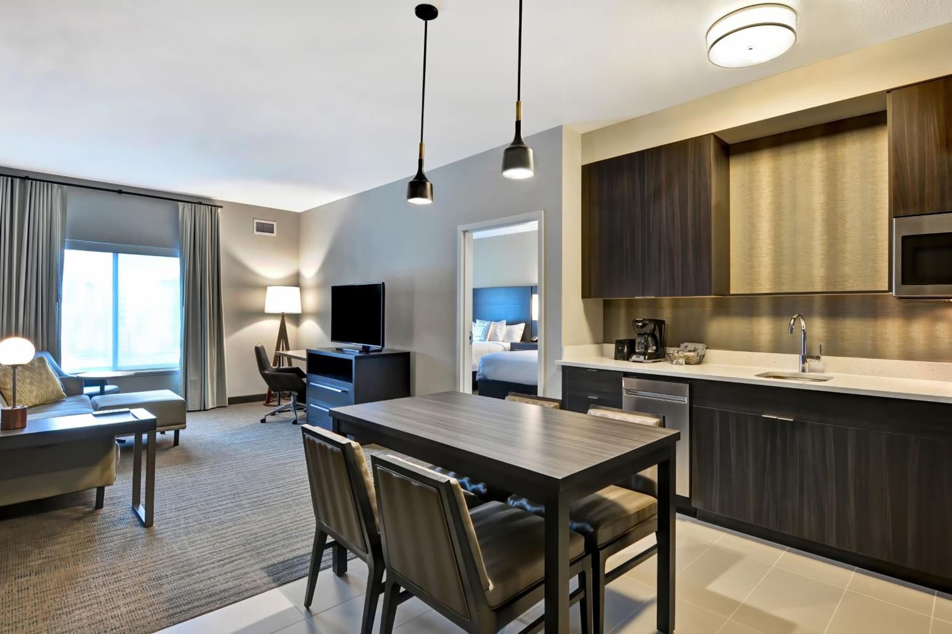 Residence Inn by Marriott Cleveland Airport/Middleburg Heights gallery photo in Middleburg Heights, OH — image 12