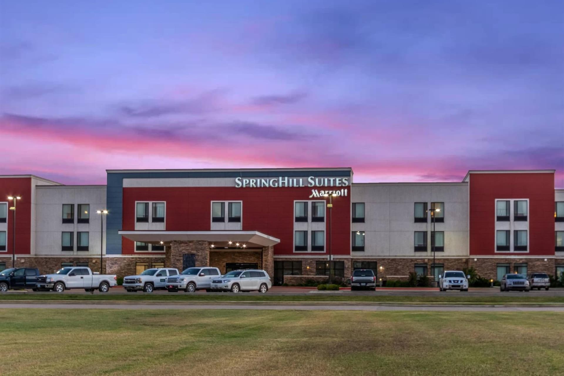 SpringHill Suites by Marriott Enid interior in Enid, OK — gallery photo 2