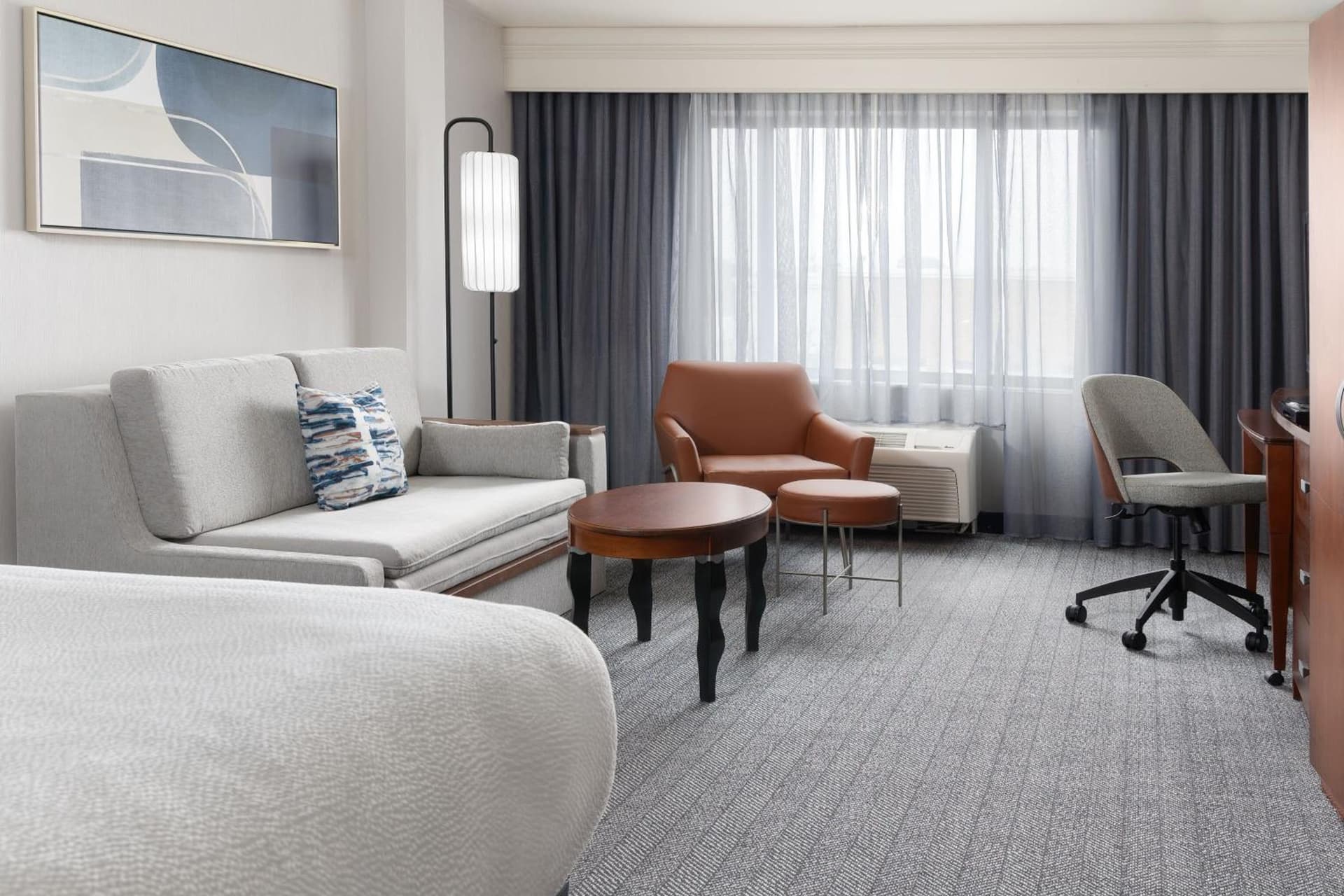 Courtyard by Marriott Ontario Rancho Cucamonga interior in Rancho Cucamonga, CA — gallery photo 2