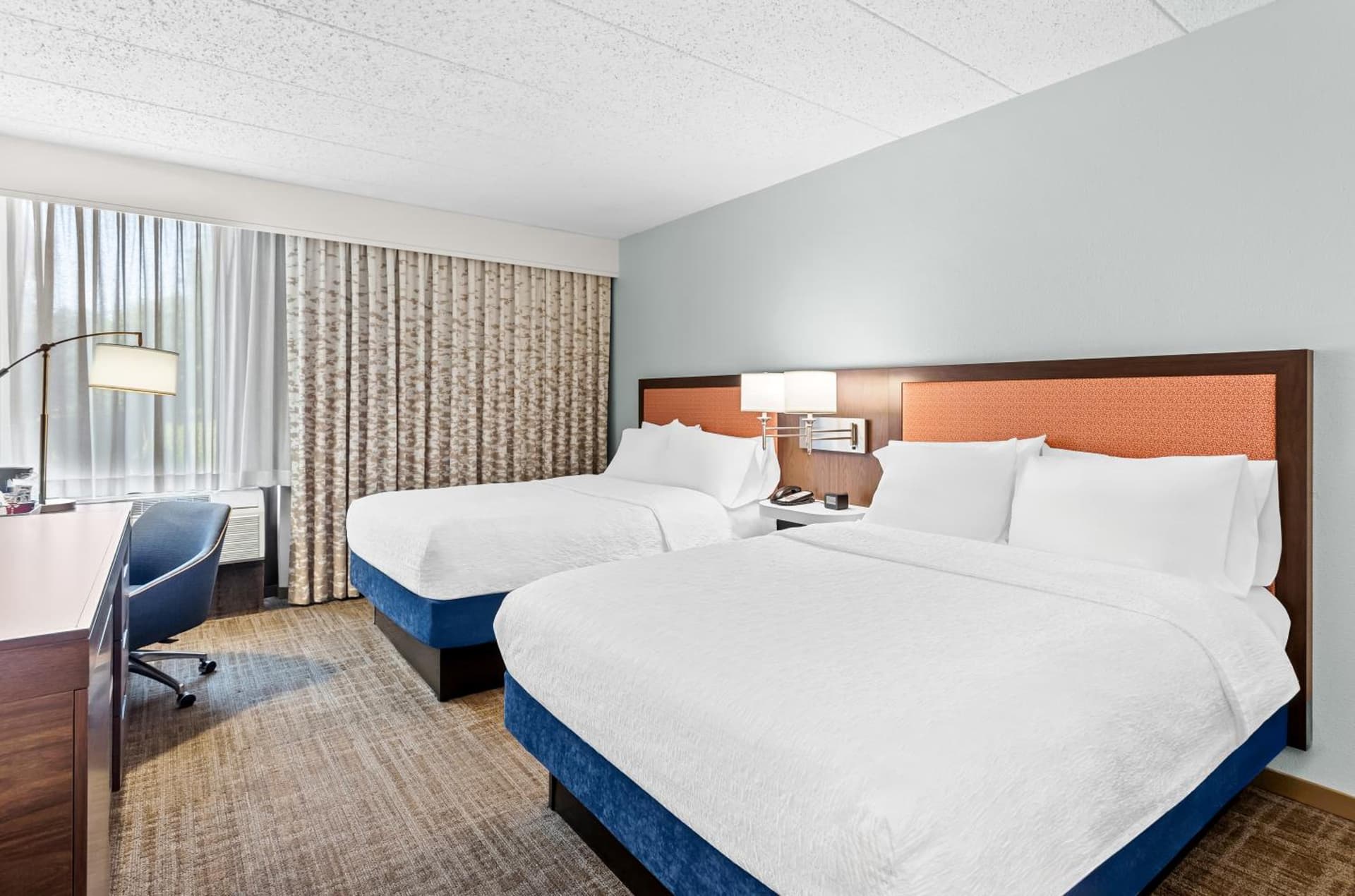 Hampton Inn Chicago-Naperville gallery photo in Naperville, IL — image 36