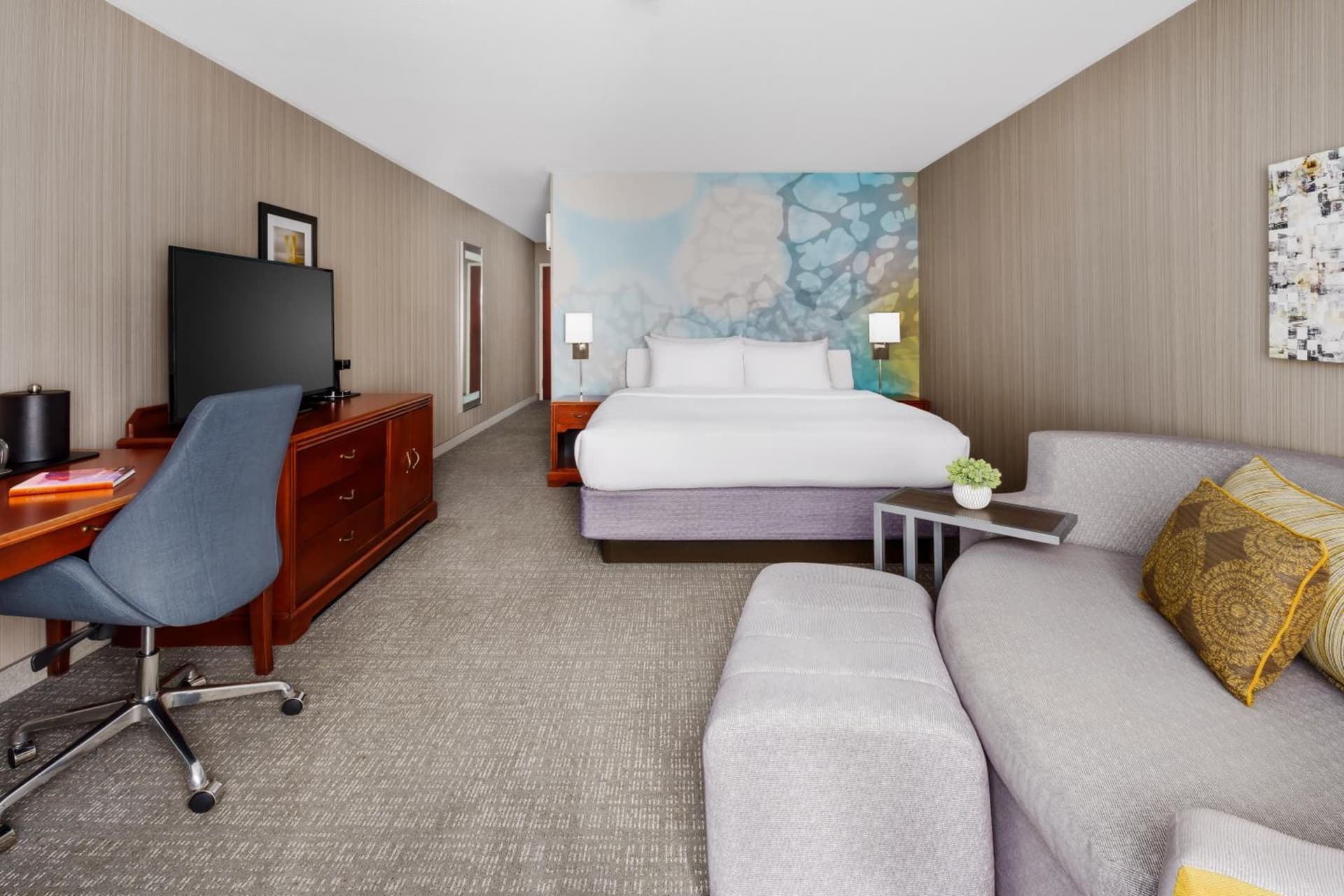Courtyard by Marriott Roseville Galleria Mall/Creekside Ridge Drive gallery photo in Roseville, CA — image 17
