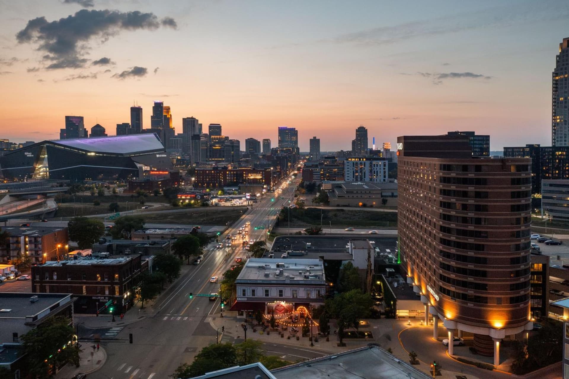 Courtyard by Marriott Minneapolis Downtown property views in Minneapolis, MN — gallery photo 3