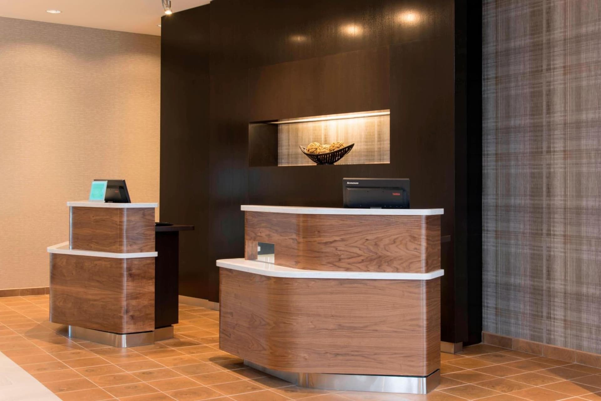 Courtyard by Marriott Holland Downtown interior in Holland, MI — gallery photo 2