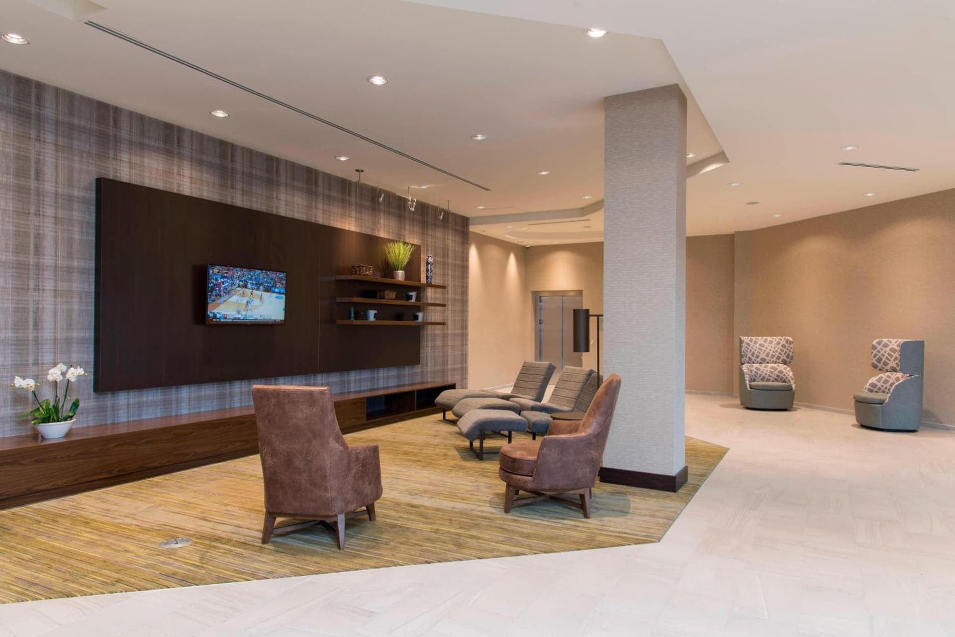Courtyard by Marriott Holland Downtown gallery photo in Holland, MI — image 7