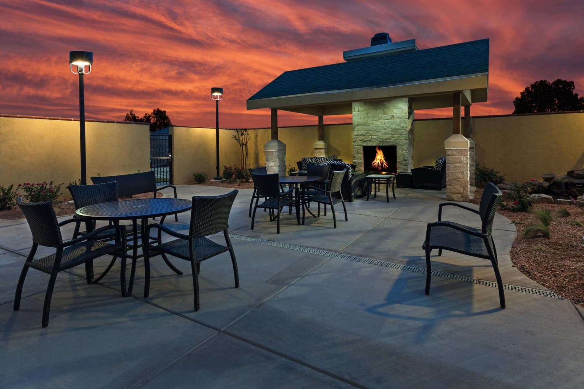 Courtyard by Marriott Odessa interior in Odessa, TX — gallery photo 2