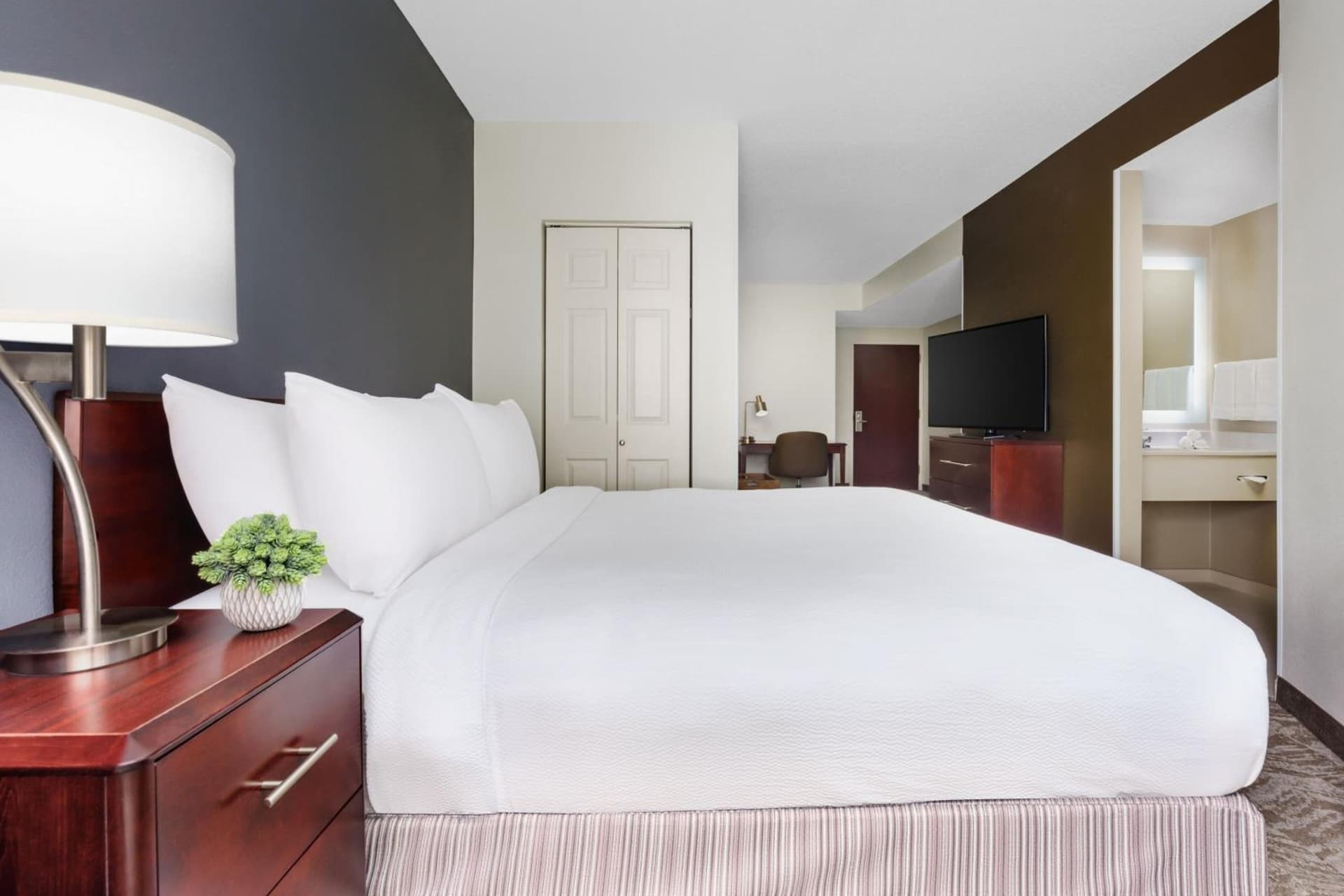 SpringHill Suites by Marriott Manchester-Boston Regional Airport gallery photo in Manchester, NH — image 23
