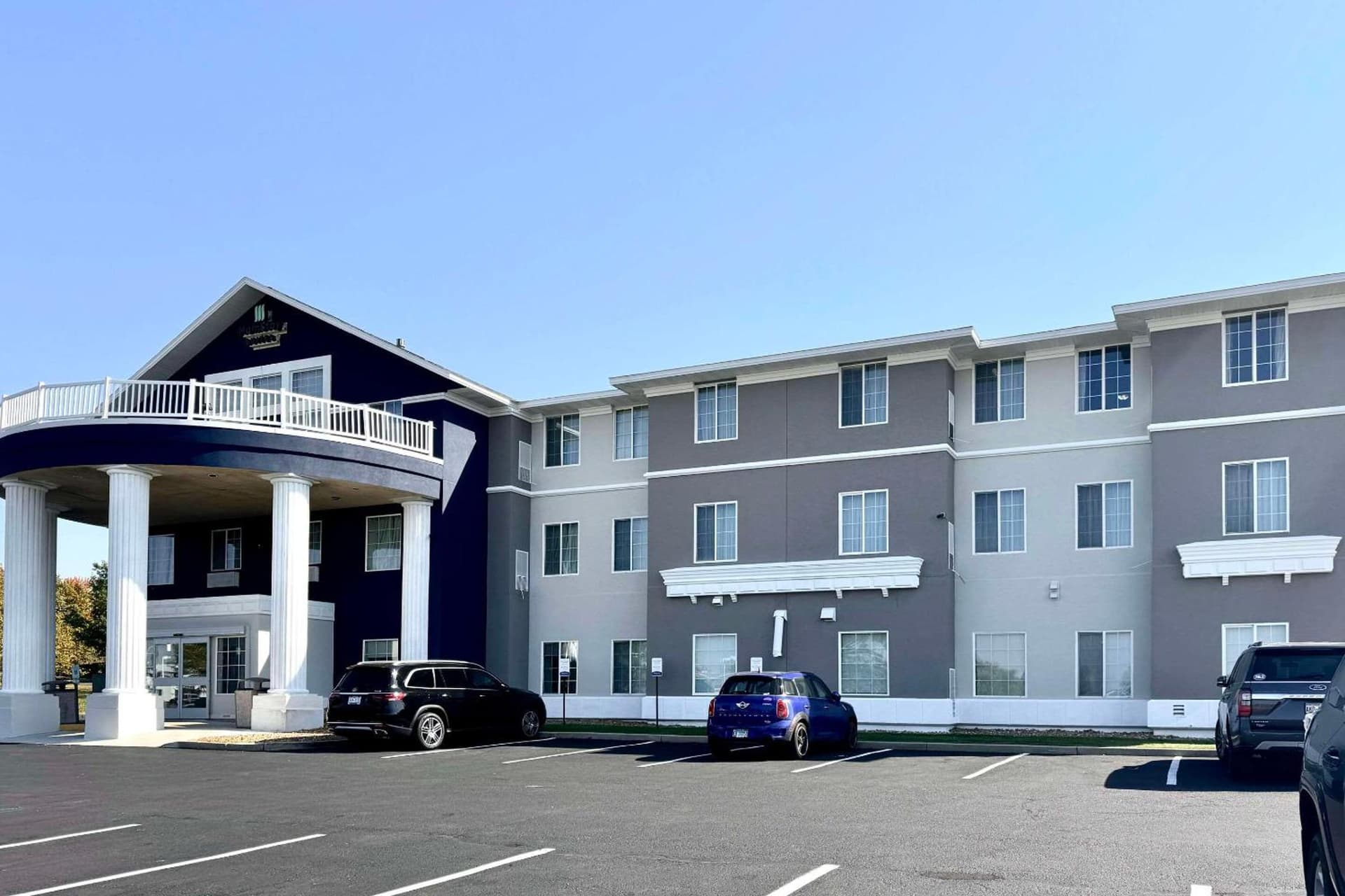 MainStay Suites Madison Airport featured exterior or lobby in Madison, WI — similar hotel