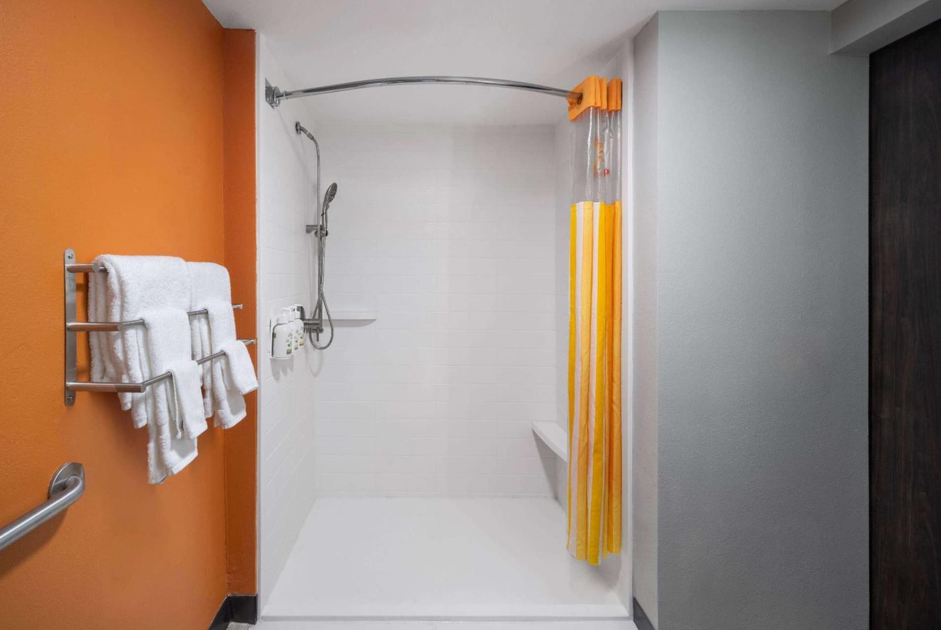 La Quinta by Wyndham Greensboro NC gallery photo in Greensboro, NC — image 19