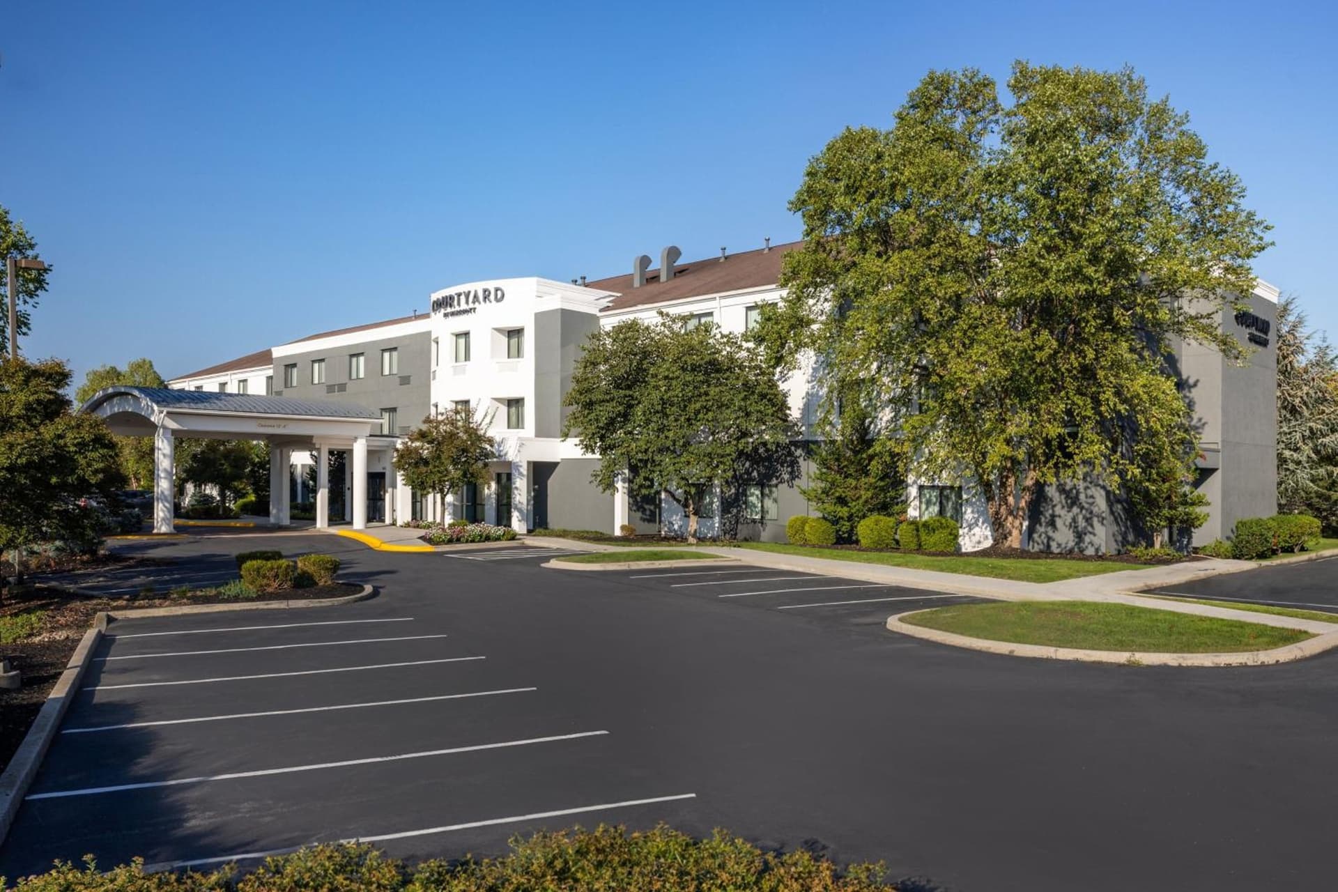 Courtyard by Marriott Harrisburg West/Mechanicsburg featured exterior or lobby in Mechanicsburg, PA — similar hotel