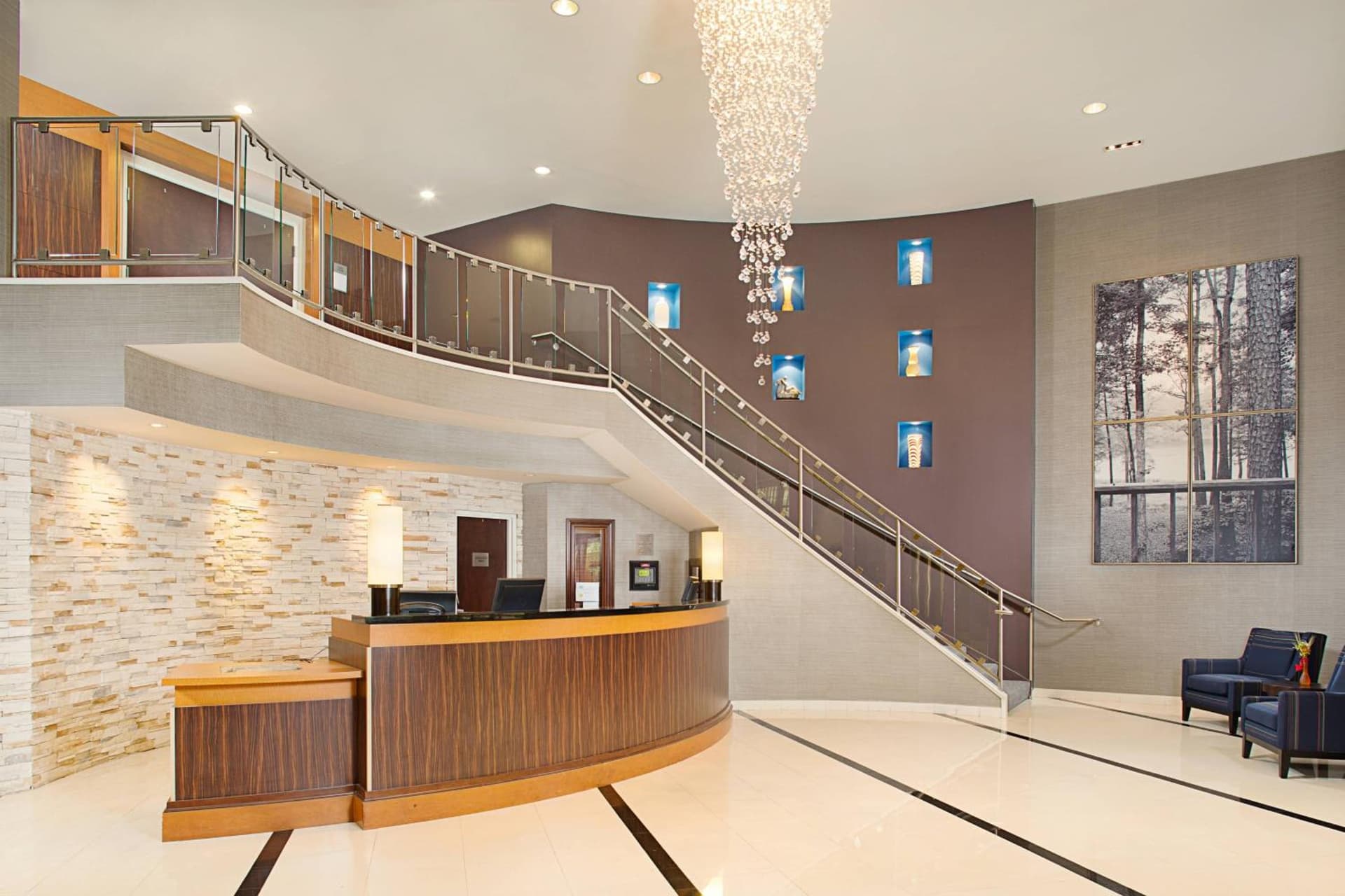 Courtyard by Marriott Montvale interior in Montvale, NJ — gallery photo 2