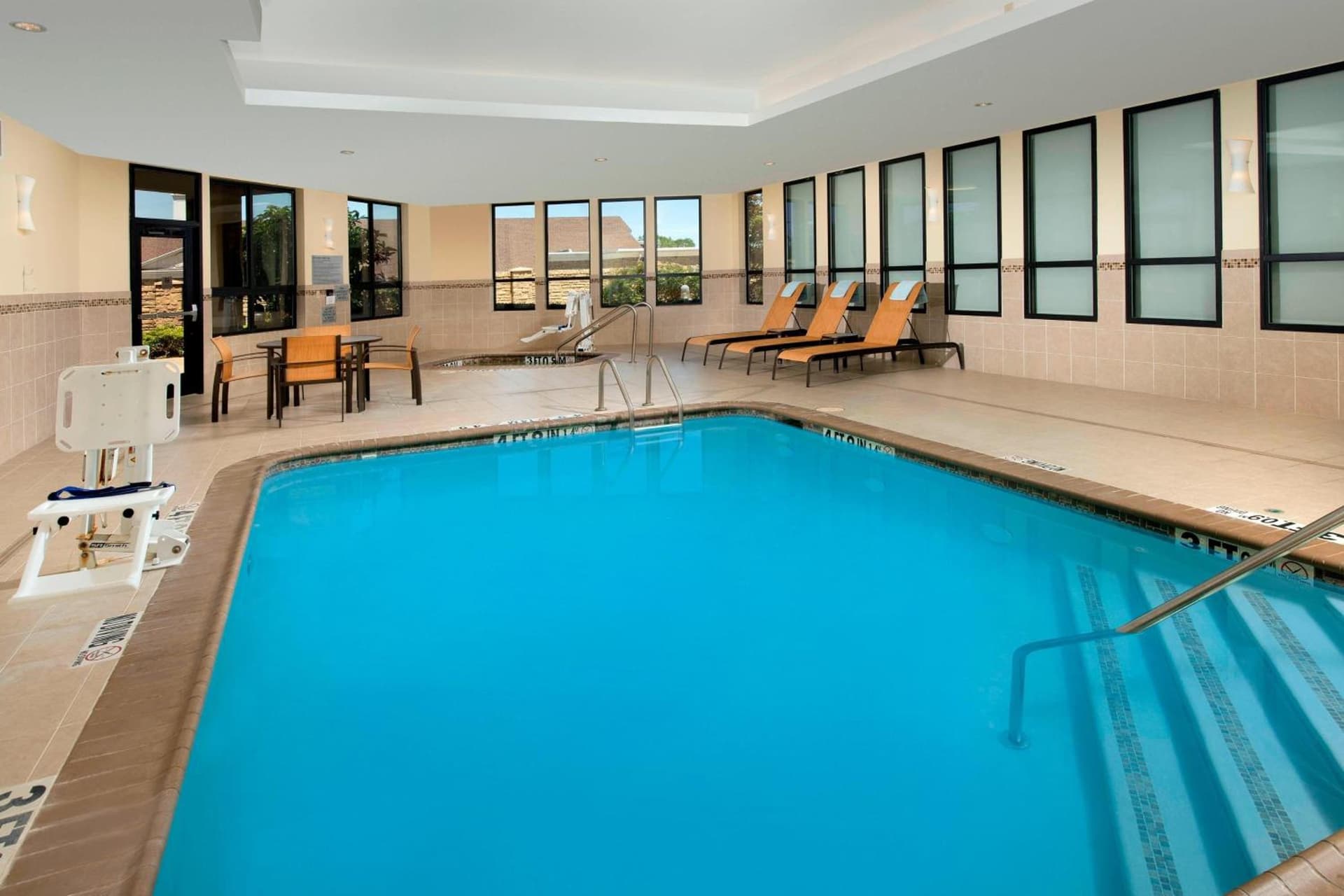 Courtyard by Marriott Tyler gallery photo in Tyler, TX — image 10