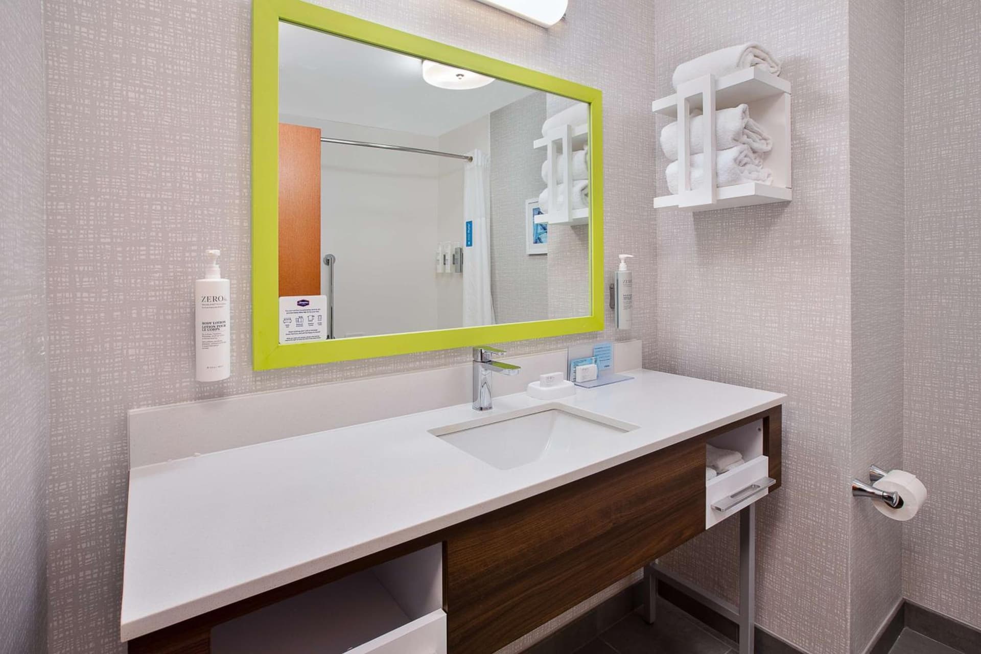 Hampton Inn Detroit - Shelby Township gallery photo in Shelby, MI — image 9
