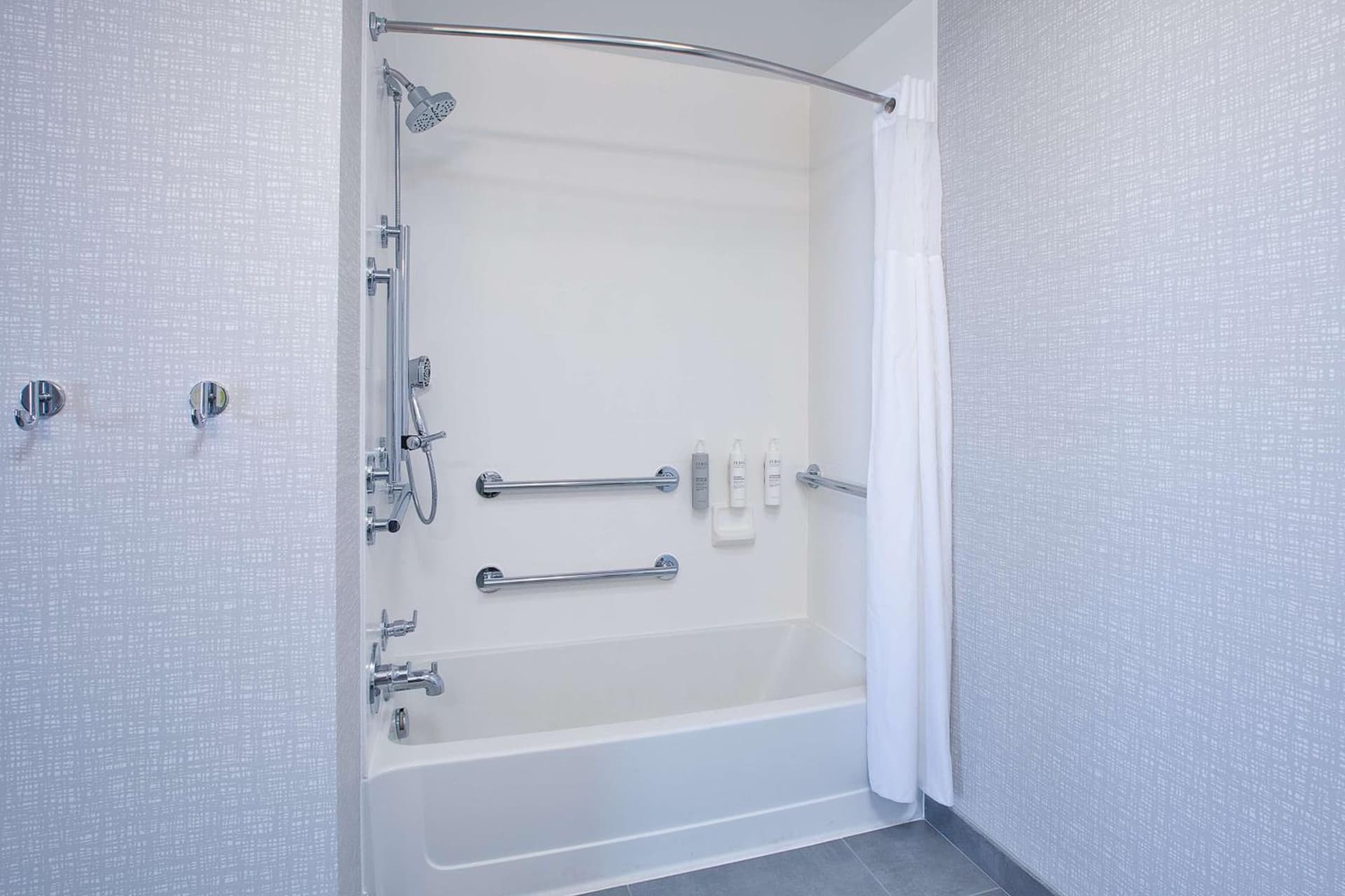Hampton Inn Detroit - Shelby Township gallery photo in Shelby, MI — image 31