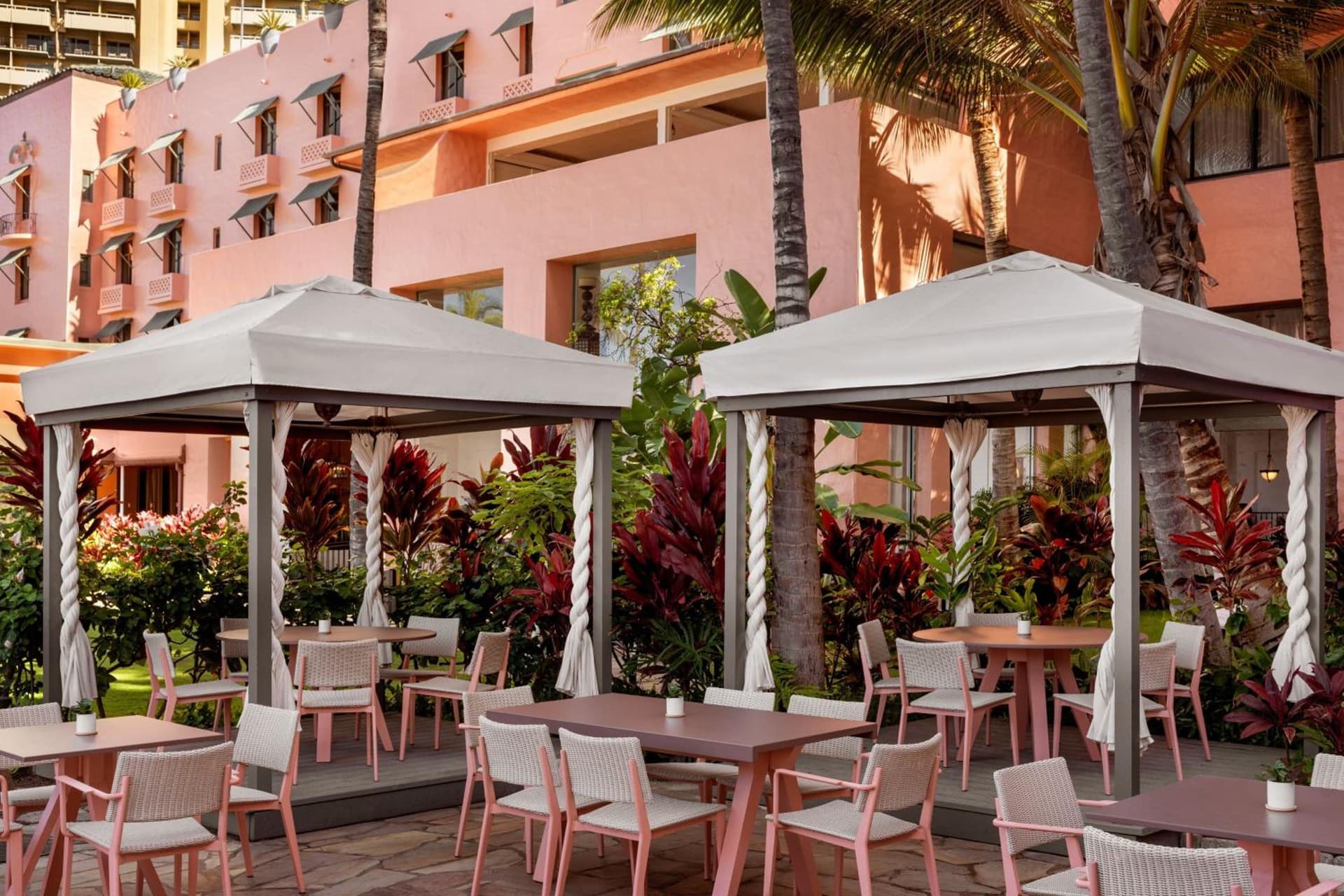 The Royal Hawaiian, A Luxury Collection Resort, Waikiki gallery photo in Honolulu, HI — image 4