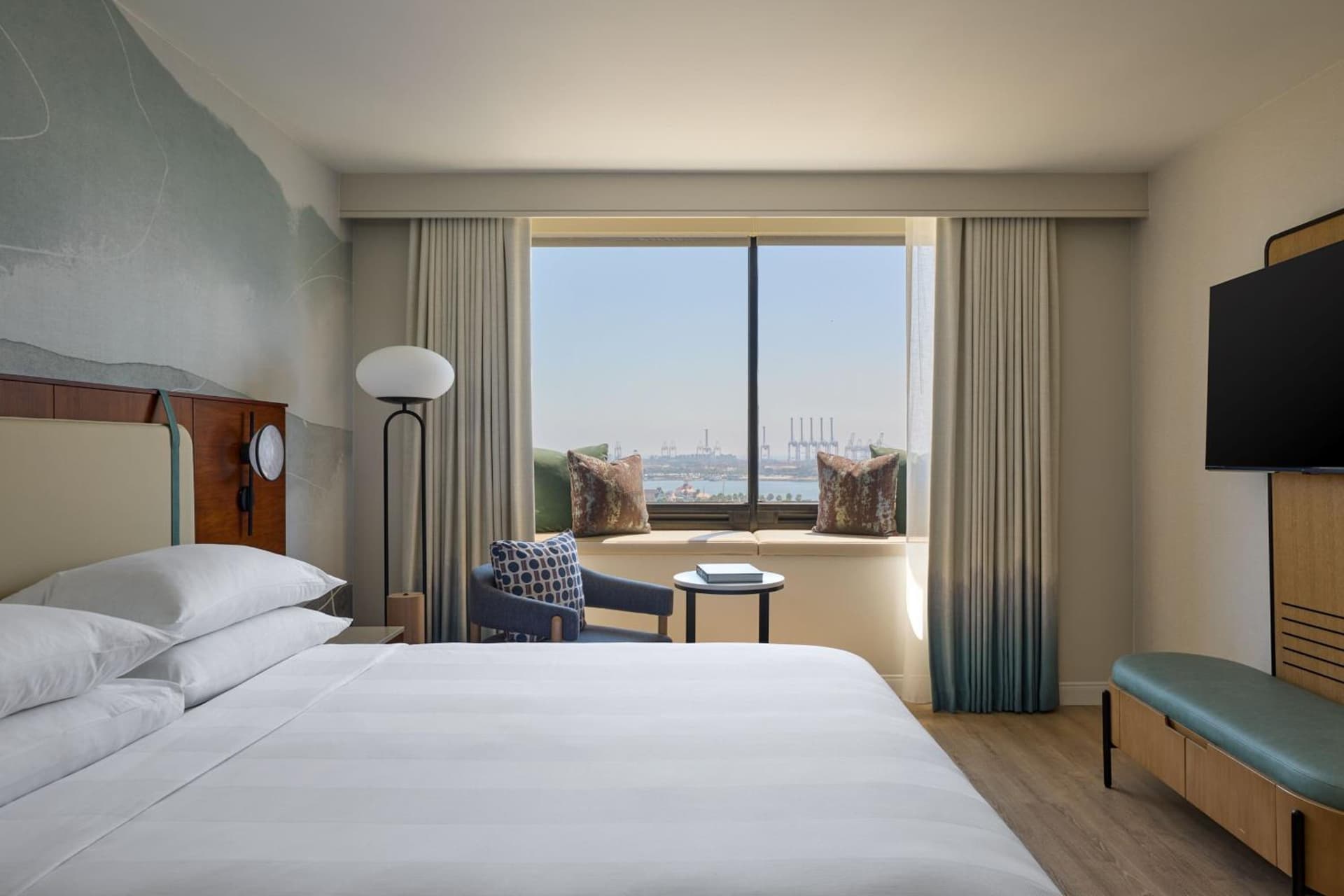 Marriott Long Beach Downtown gallery photo in Long Beach, CA — image 106