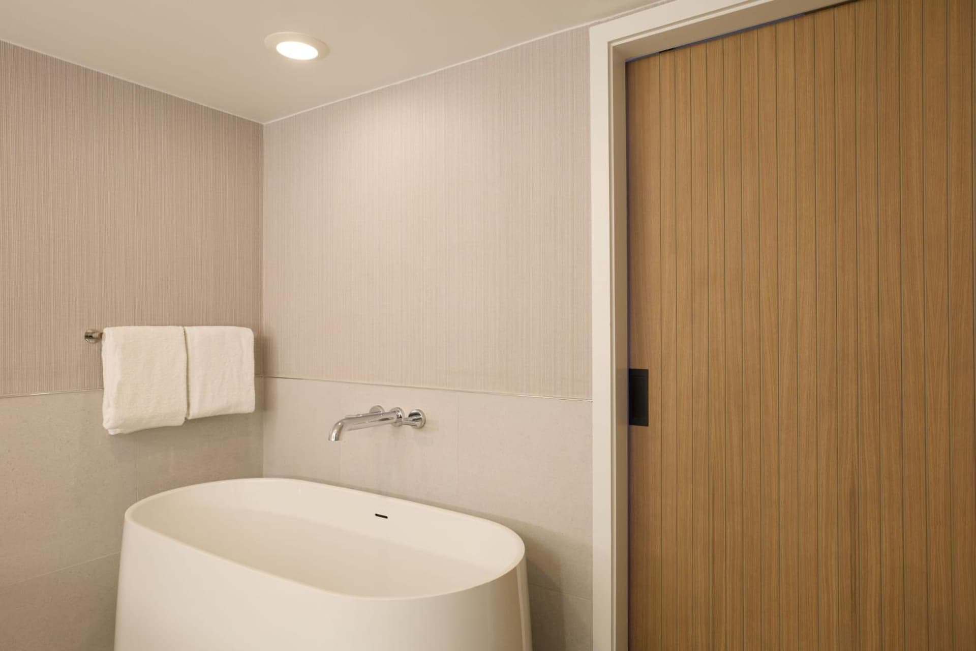 Marriott Long Beach Downtown gallery photo in Long Beach, CA — image 65